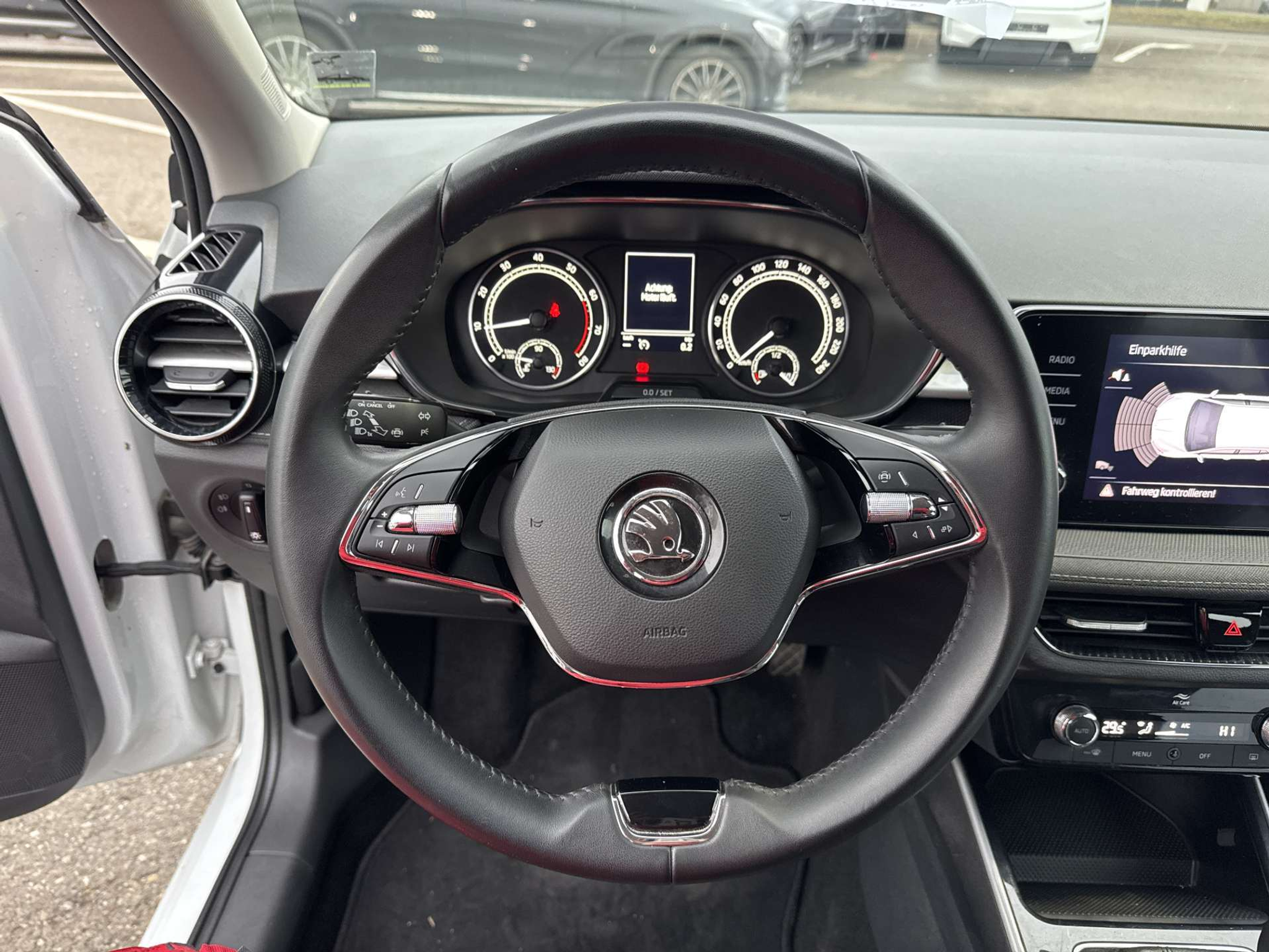 listing desktop thumbnail image 15