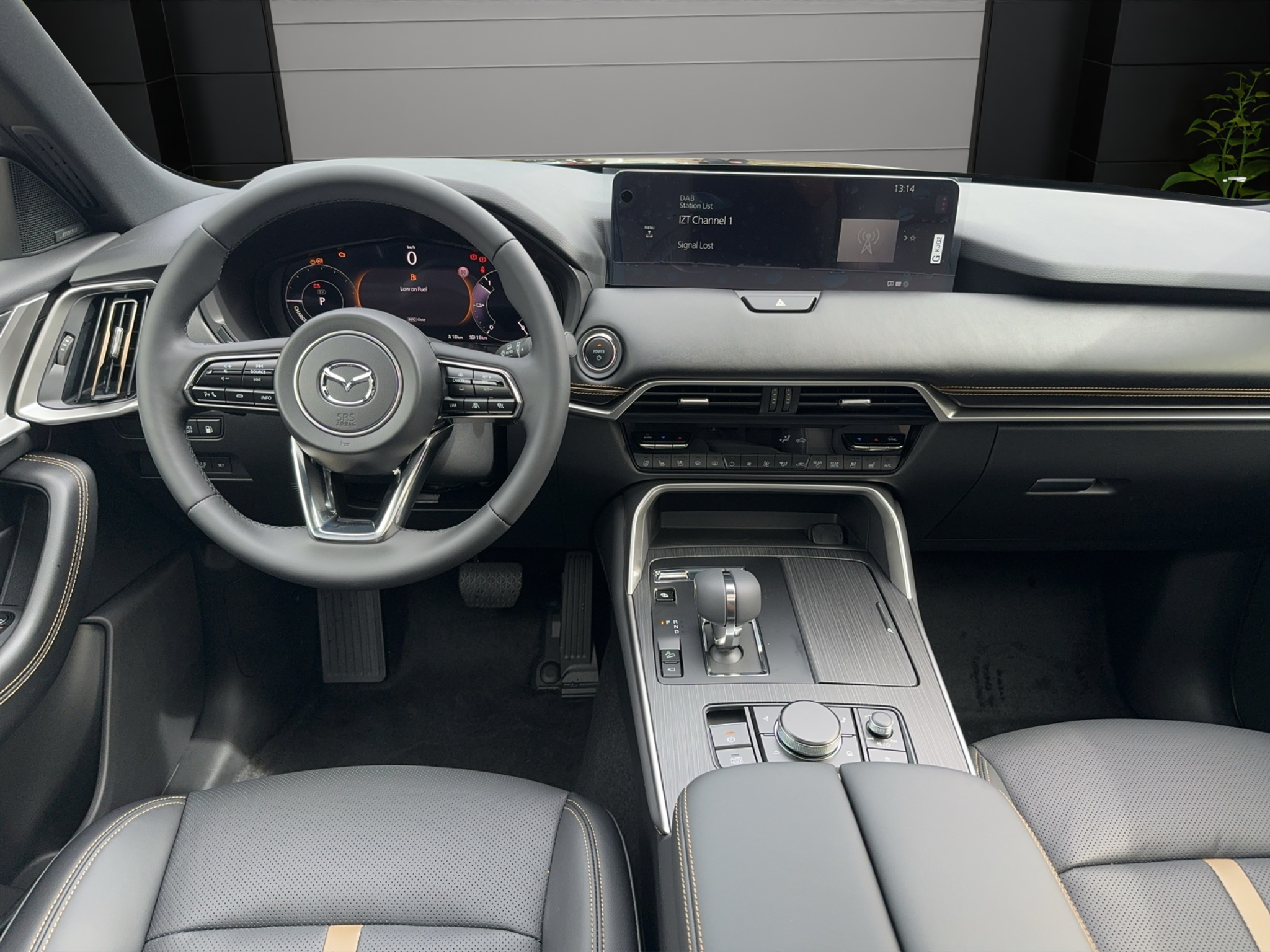 listing desktop thumbnail image 8