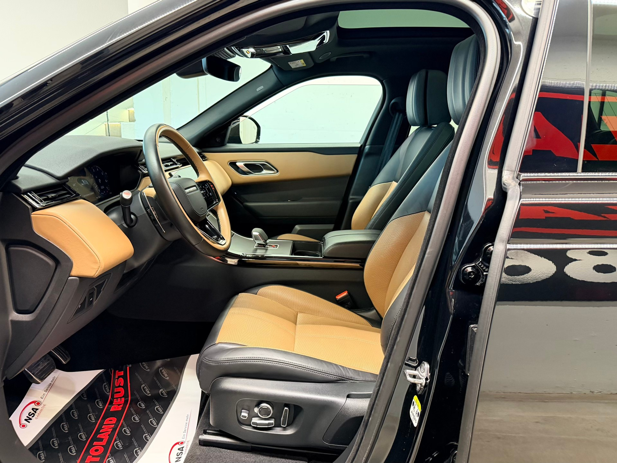 listing desktop thumbnail image 14