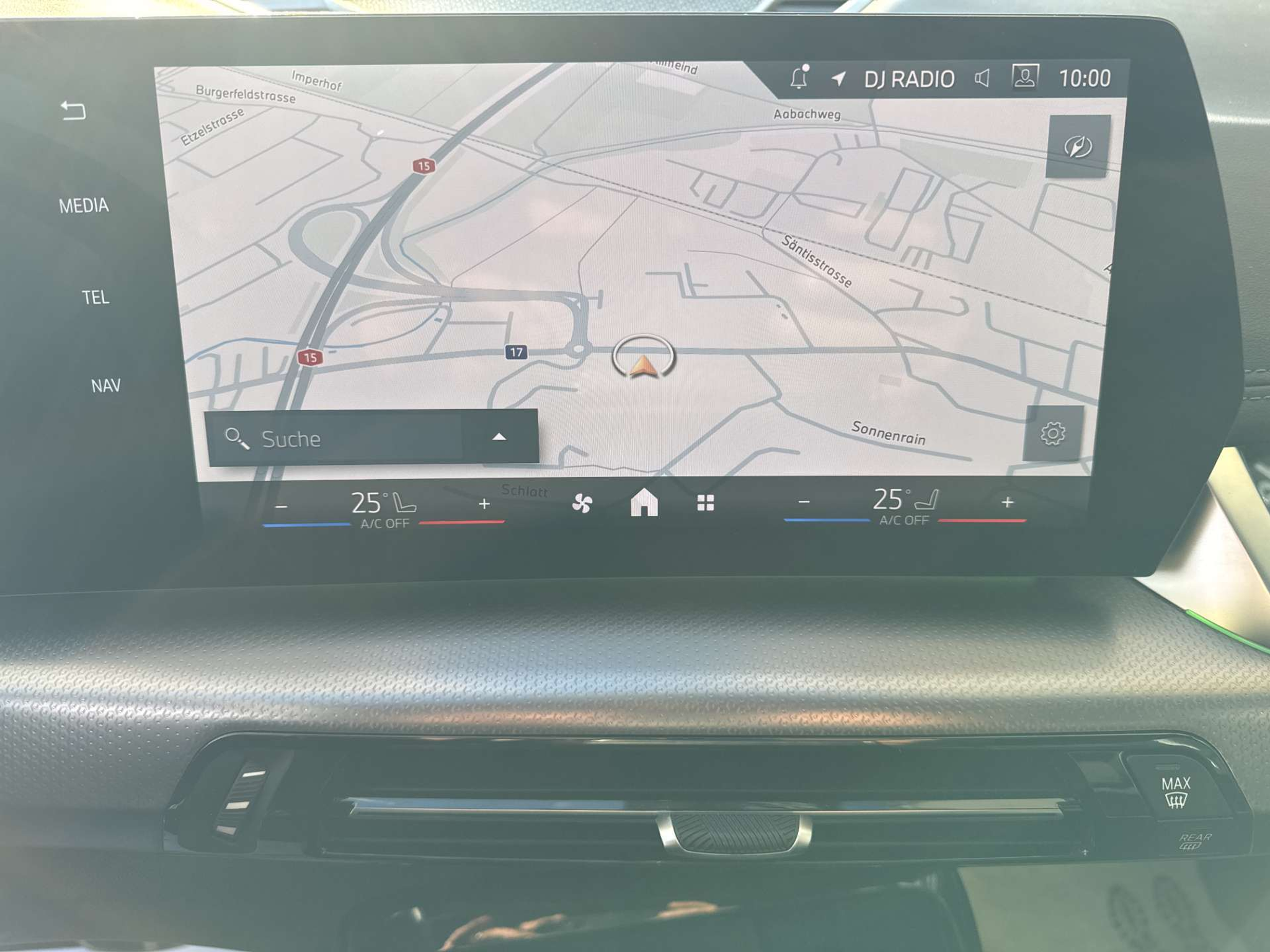 listing desktop thumbnail image 1