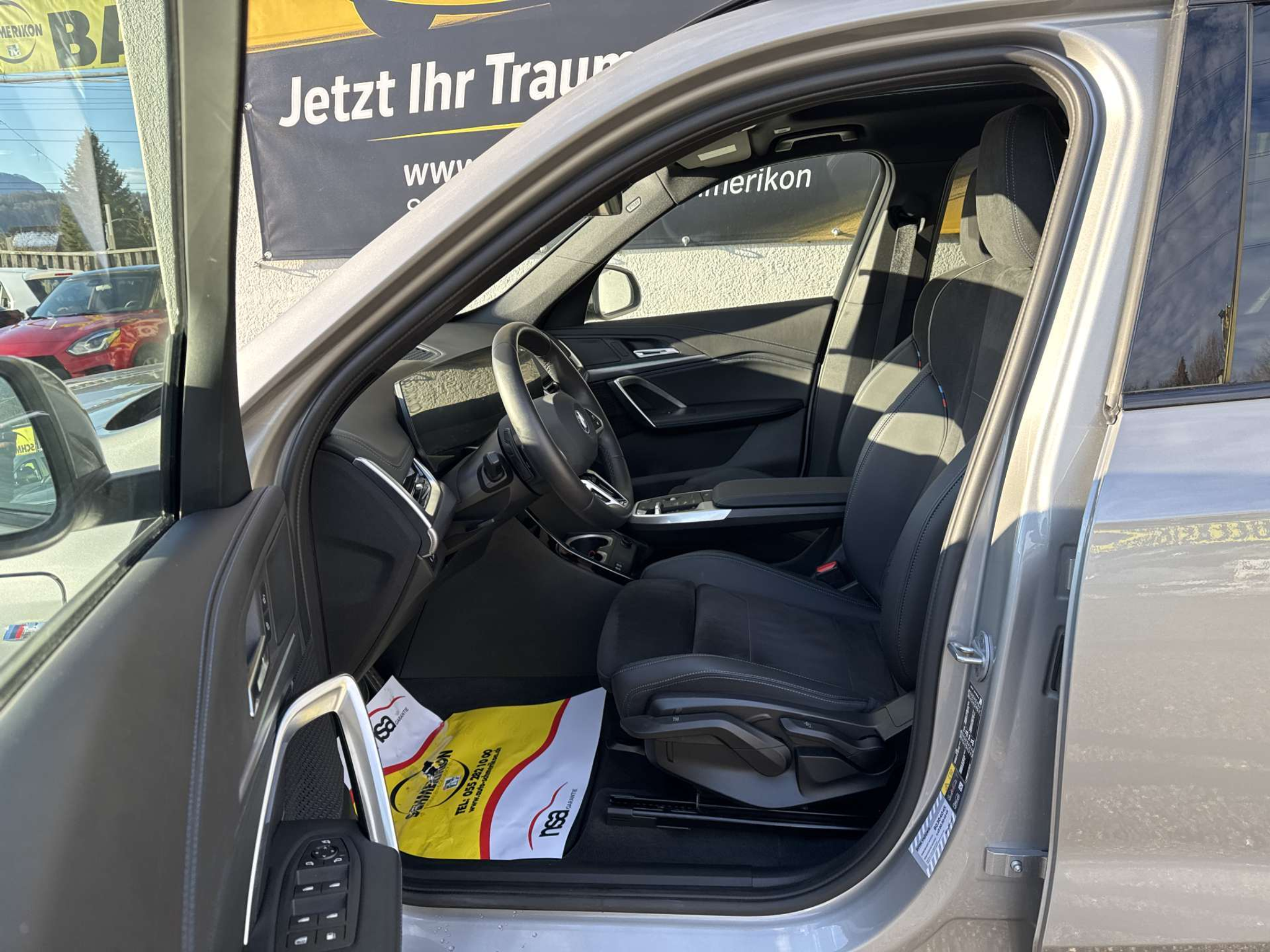 listing desktop thumbnail image 6