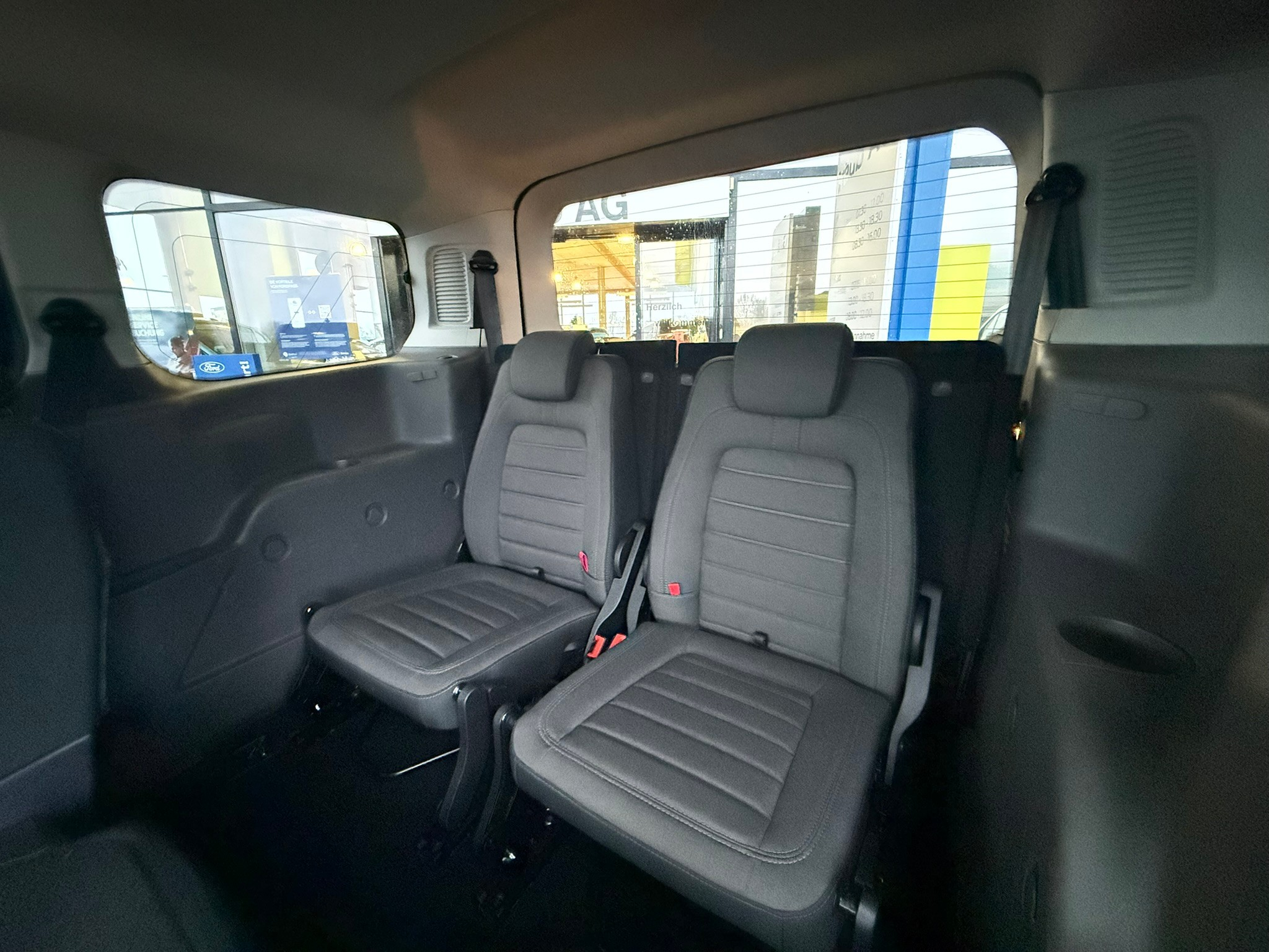 listing desktop thumbnail image 8