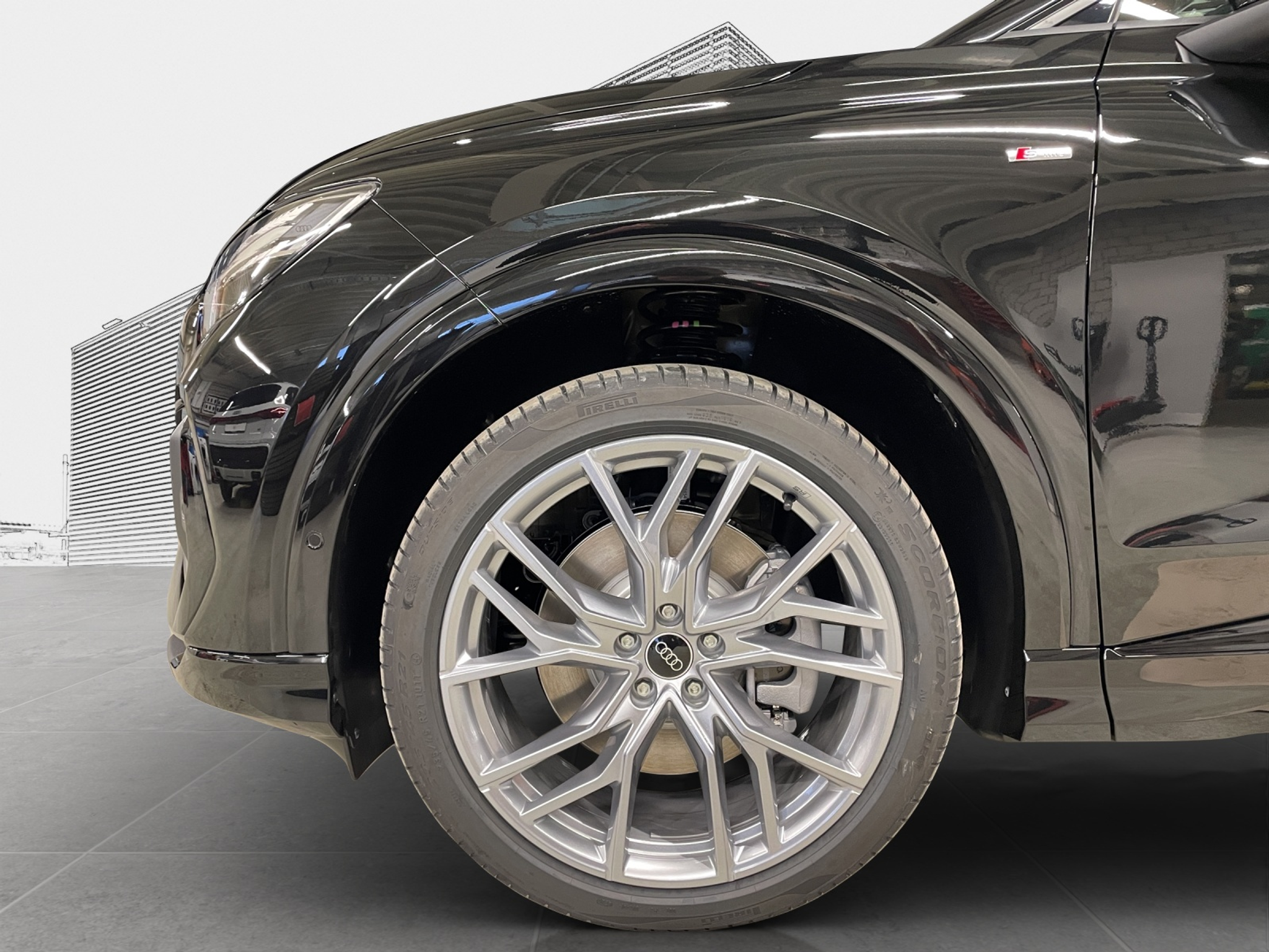 listing desktop thumbnail image 8