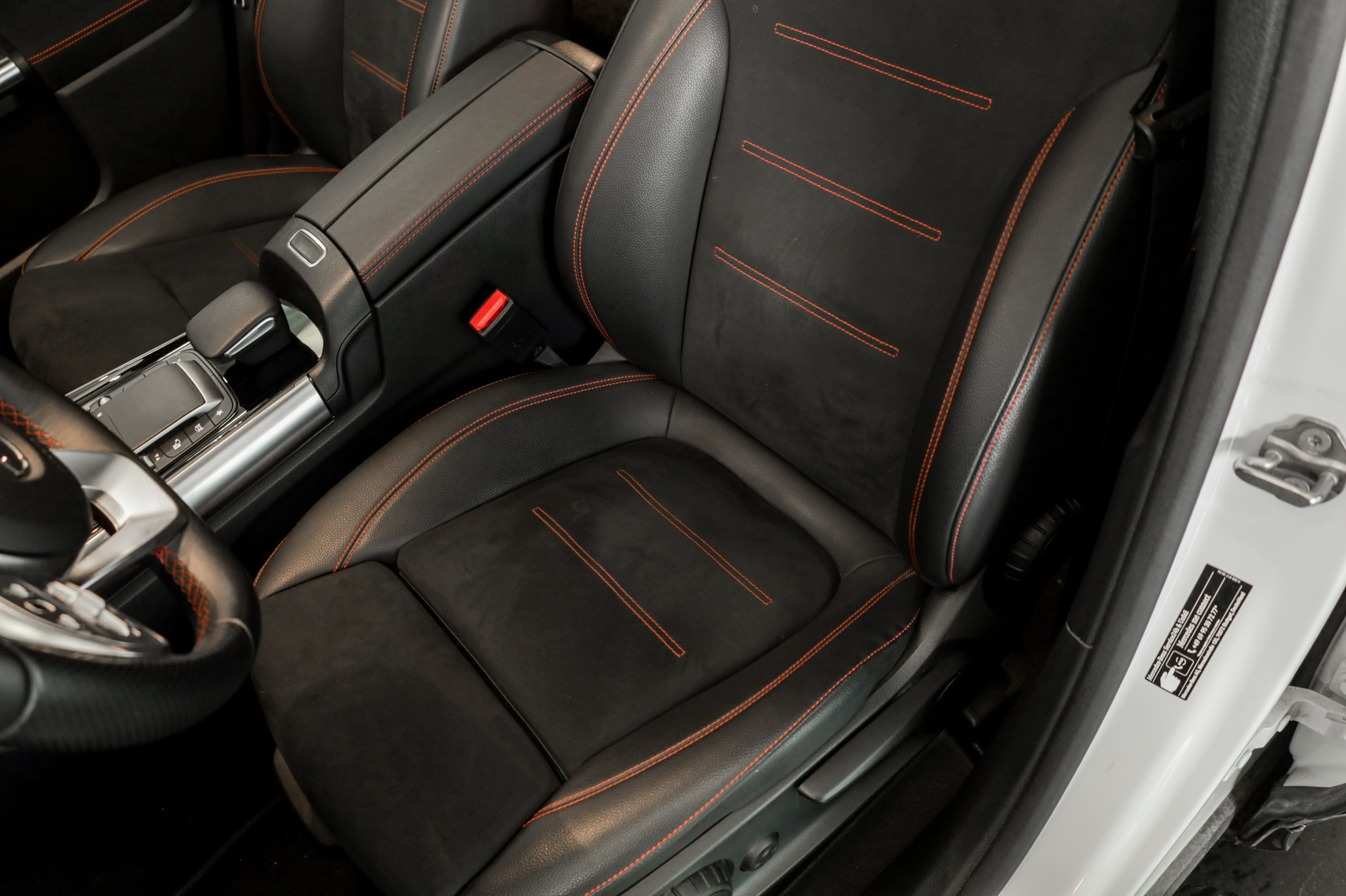 listing desktop thumbnail image 16