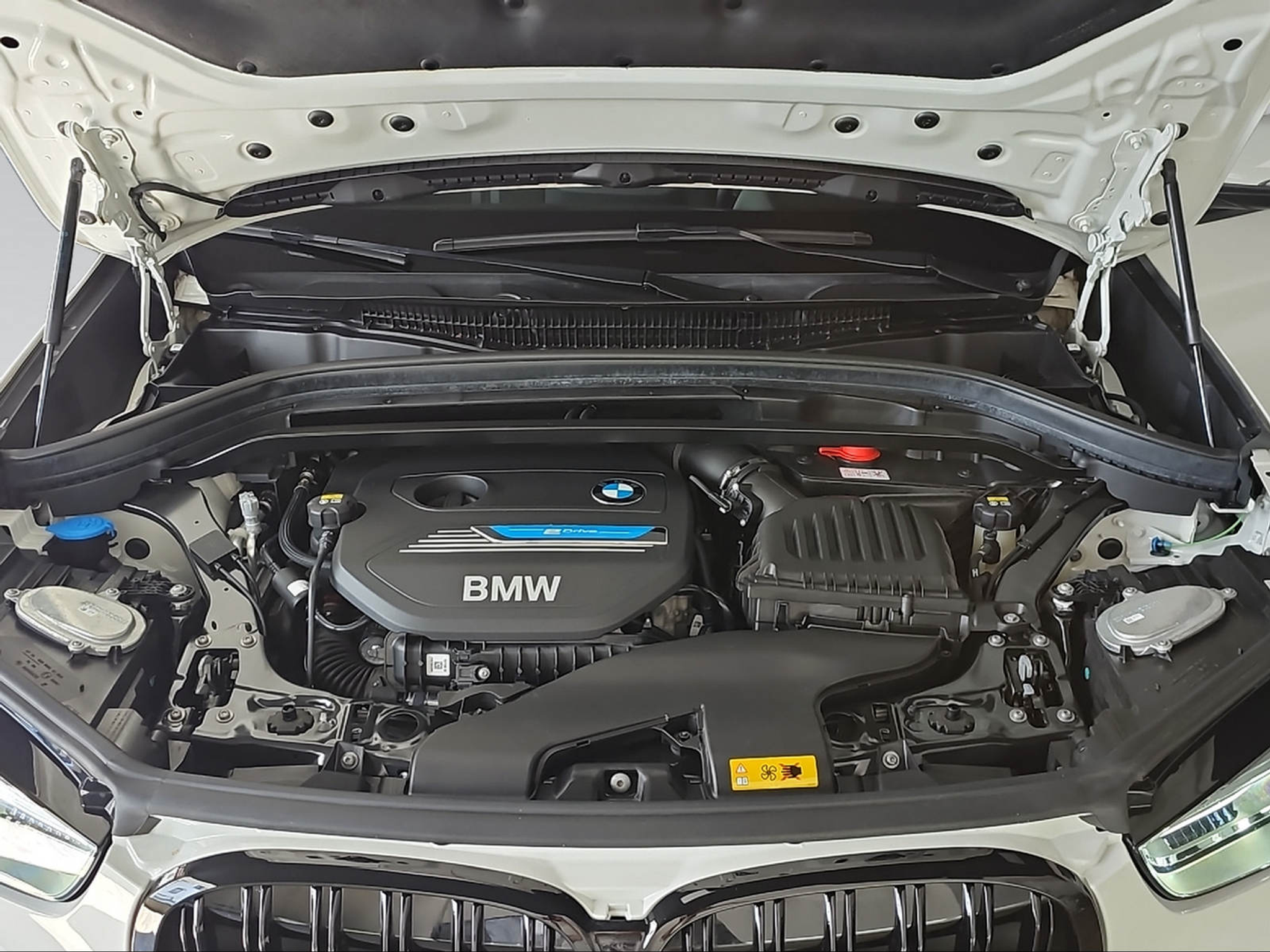 listing desktop thumbnail image 19