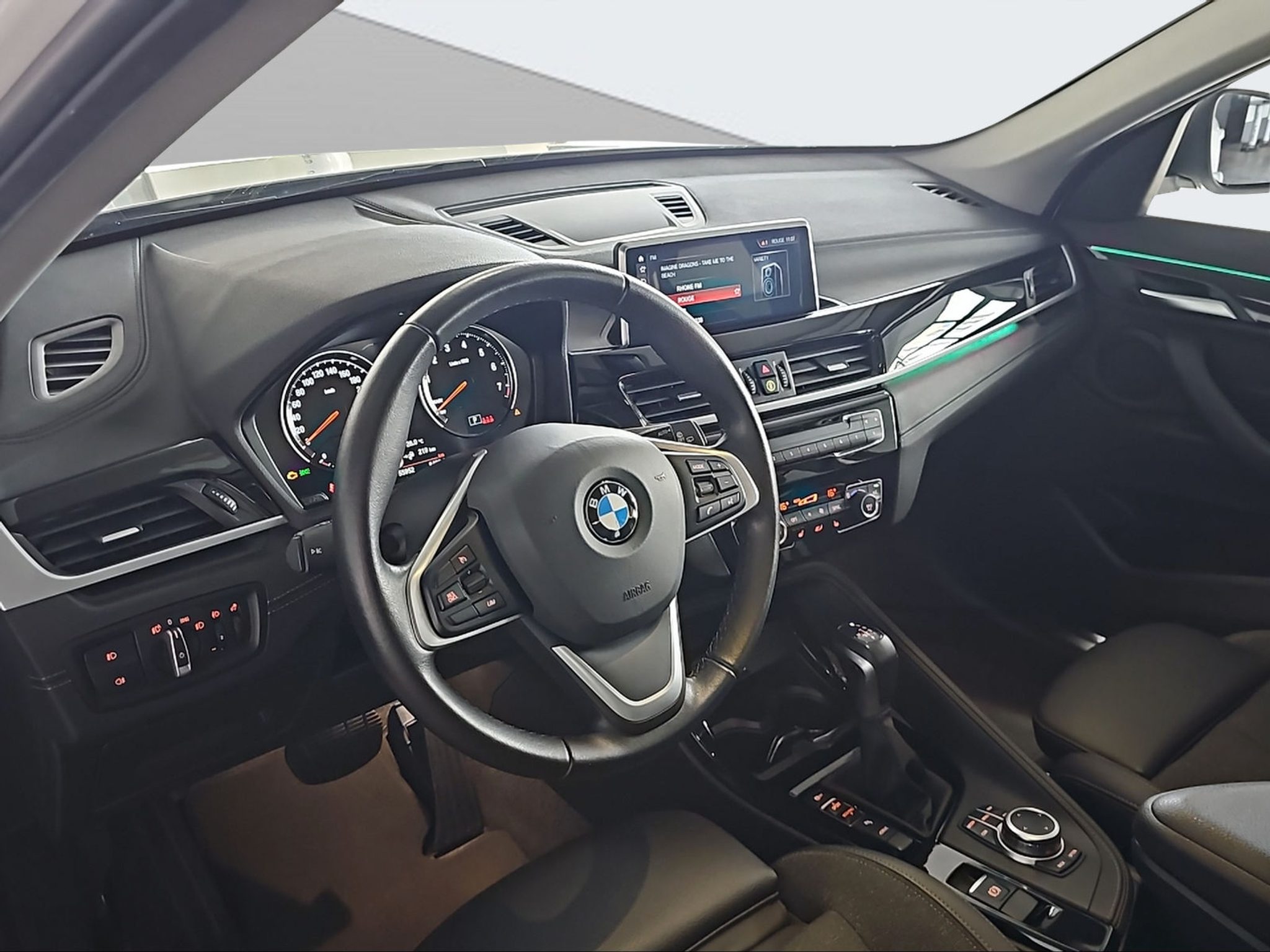 listing desktop thumbnail image 9