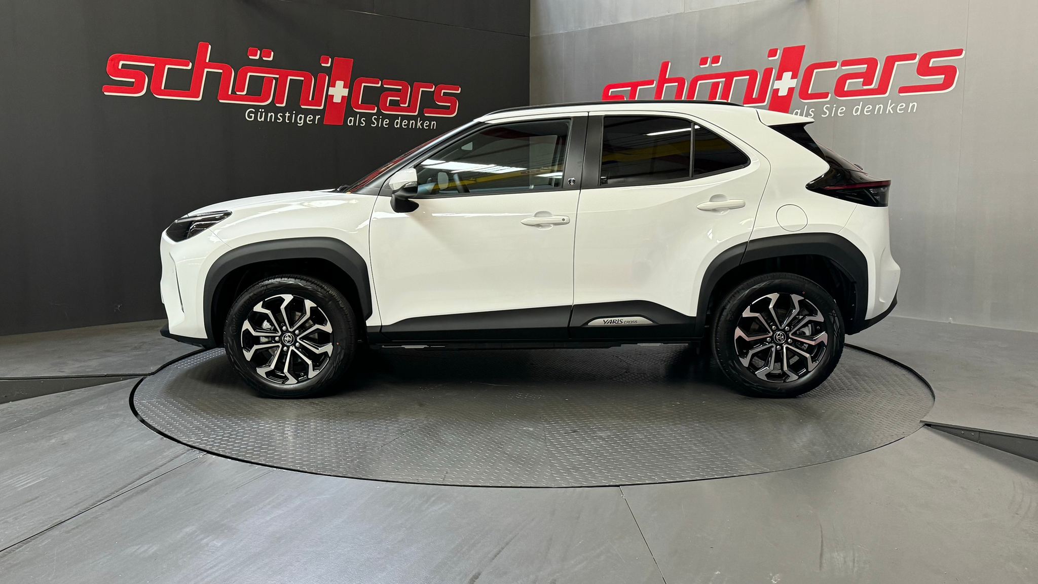 listing desktop thumbnail image 2