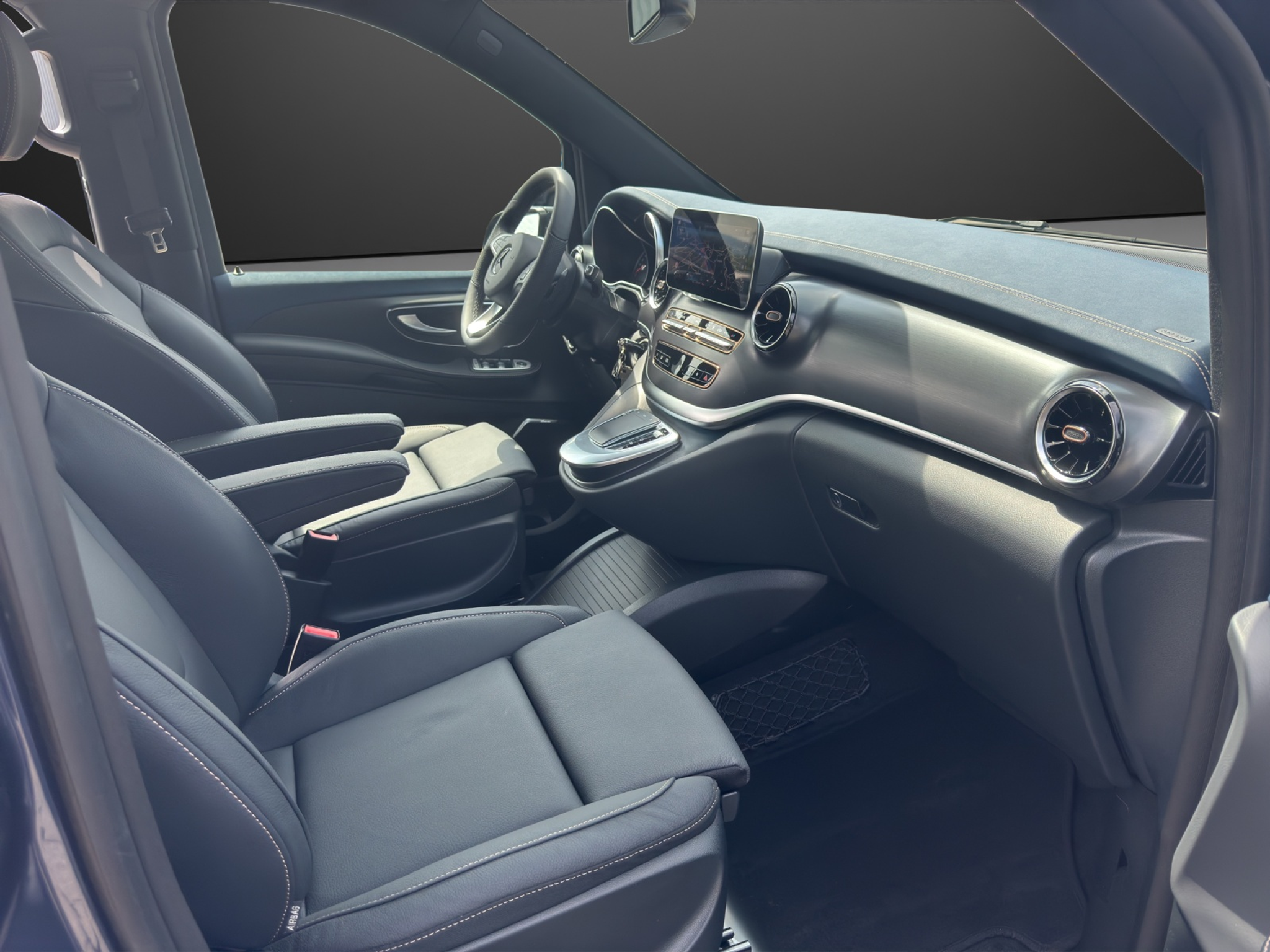 listing desktop thumbnail image 11