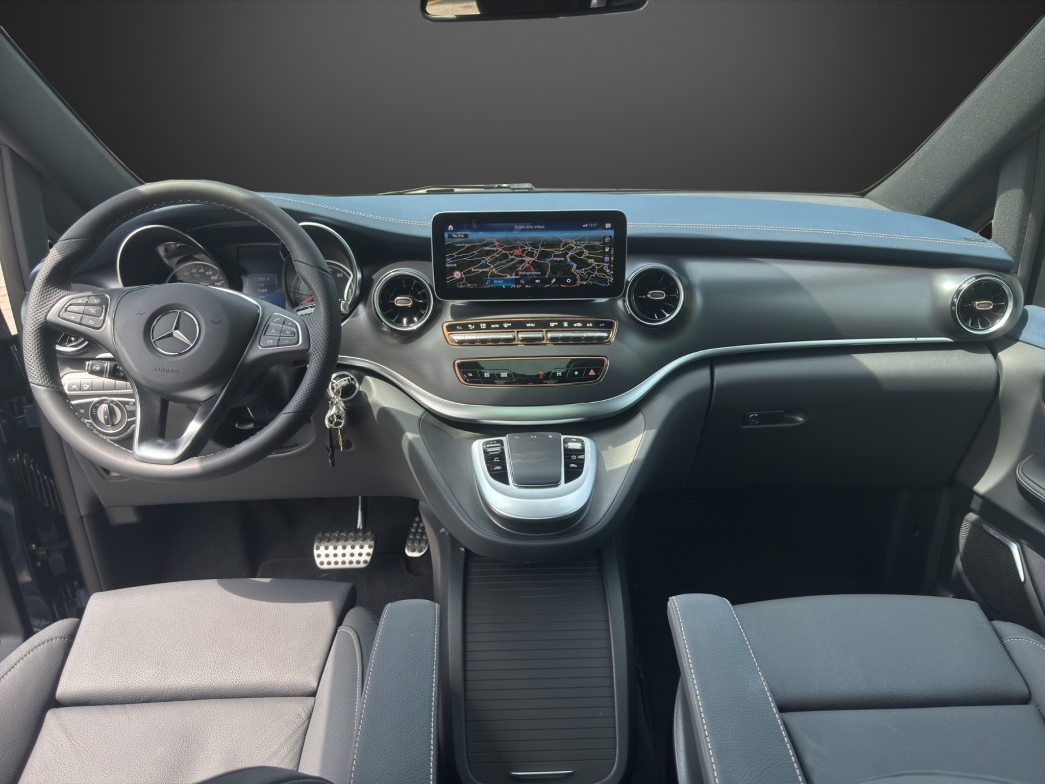 listing desktop thumbnail image 10