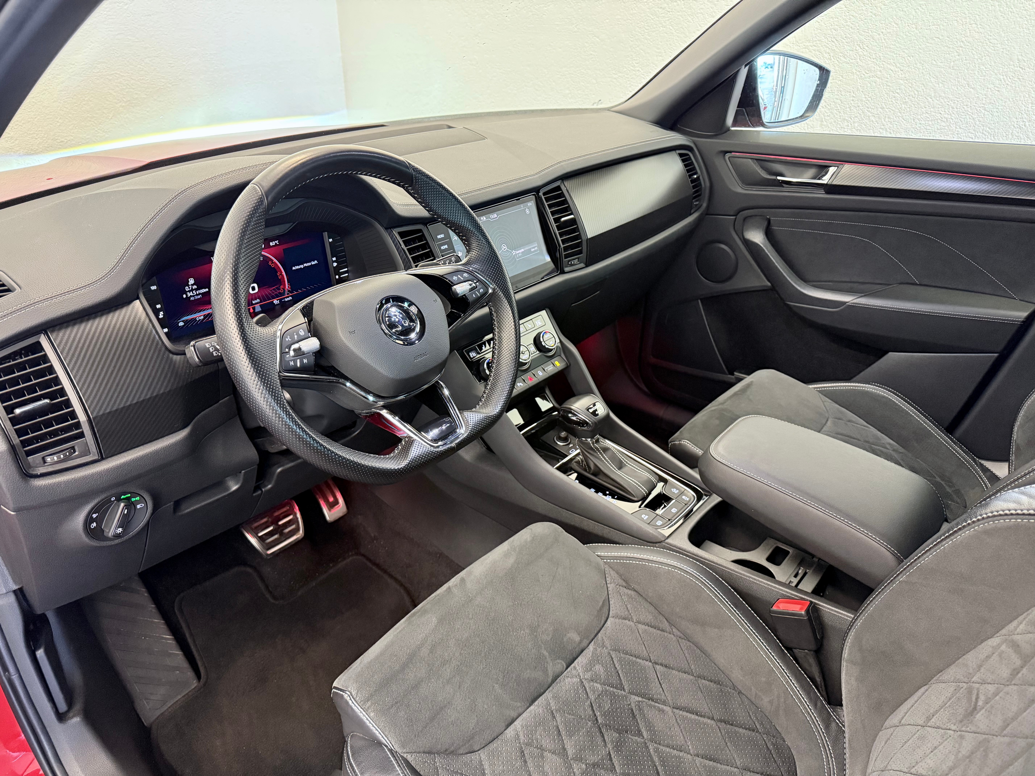 listing desktop thumbnail image 14