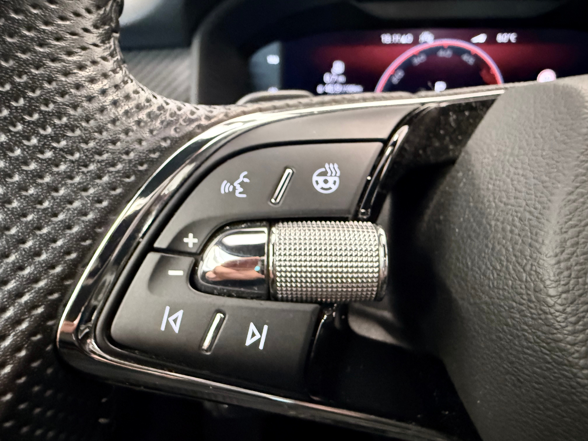 listing desktop thumbnail image 17