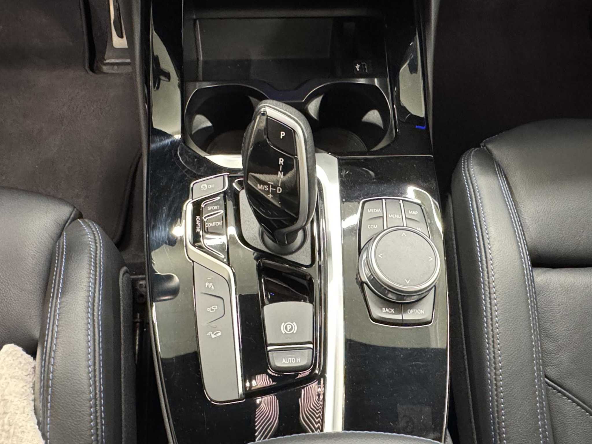 listing desktop thumbnail image 17