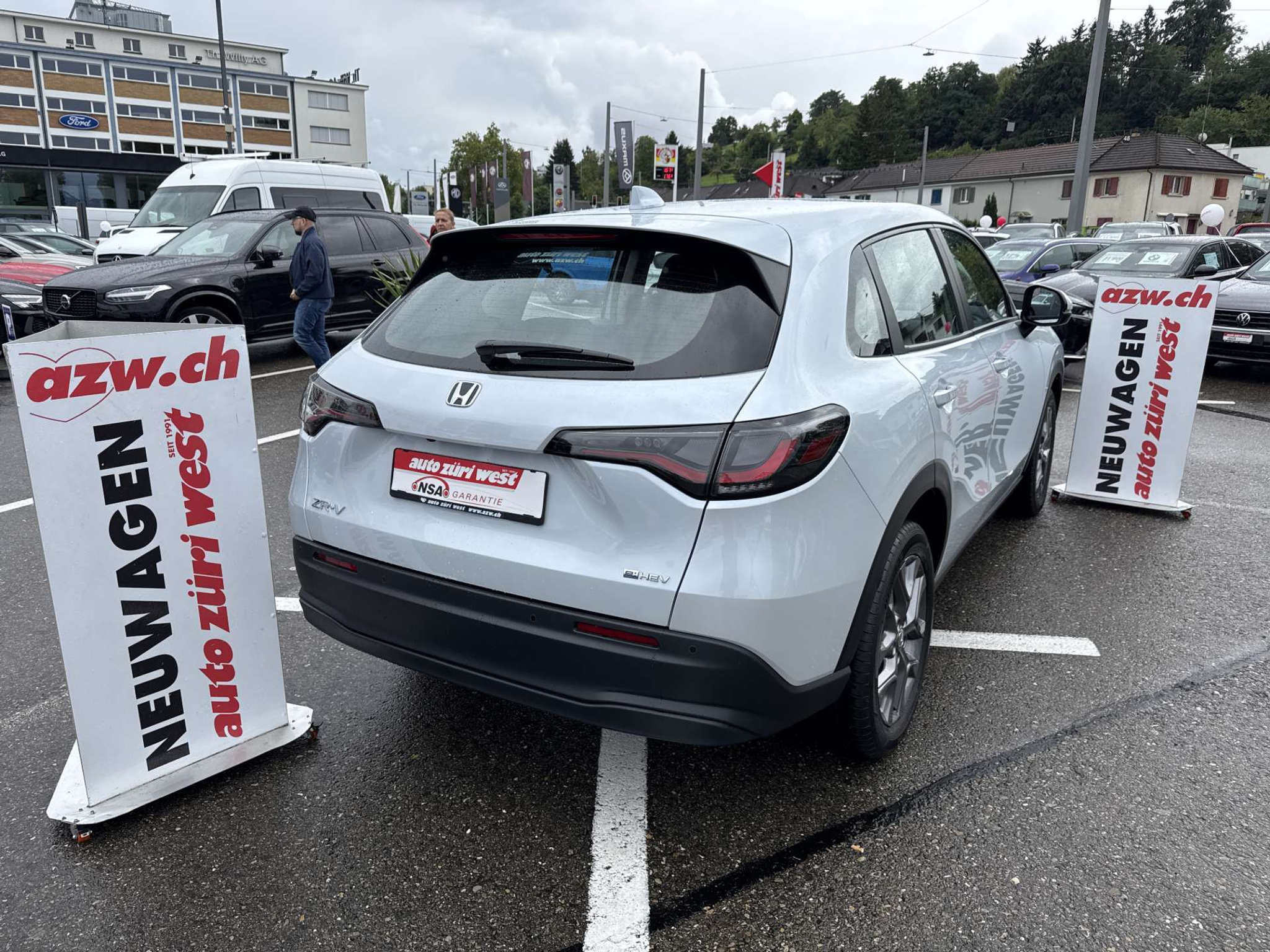 listing desktop thumbnail image 2