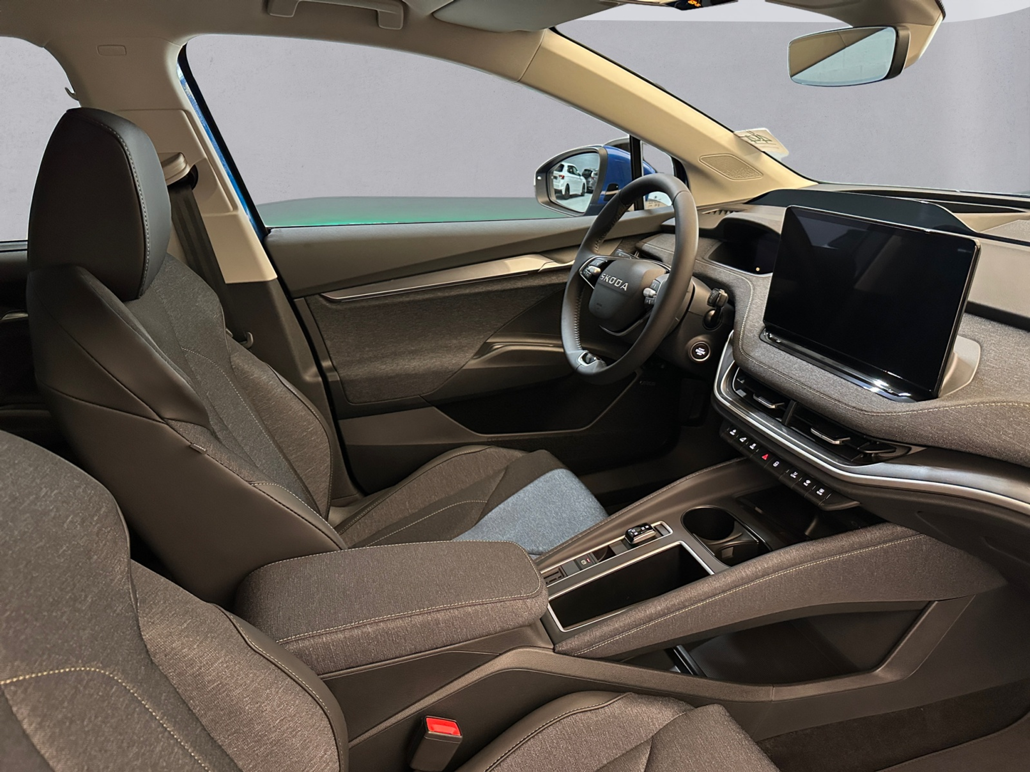 listing desktop thumbnail image 12