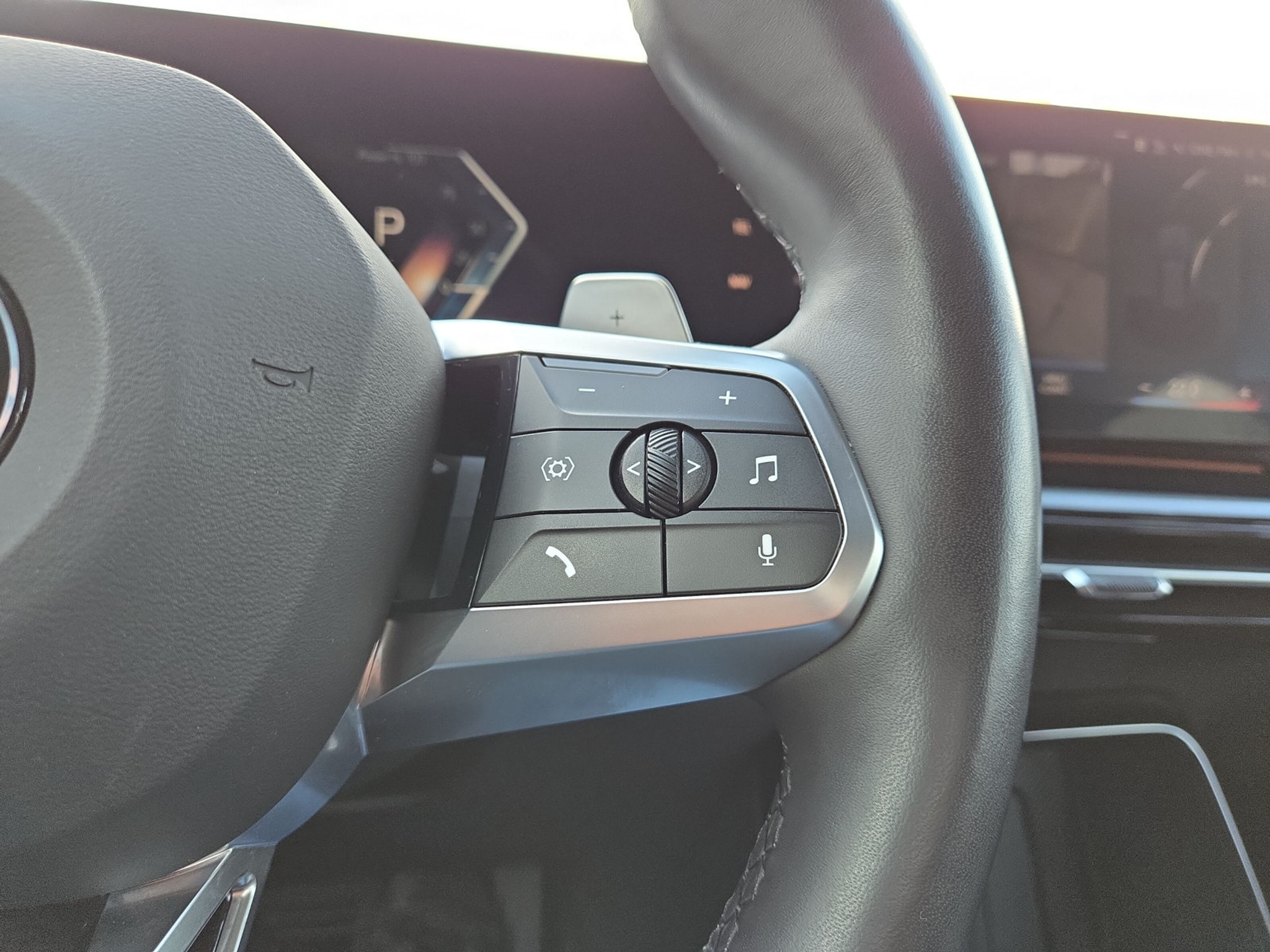 listing desktop thumbnail image 14