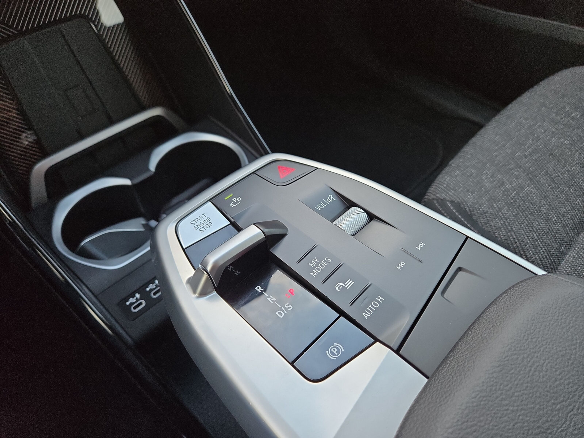 listing desktop thumbnail image 10