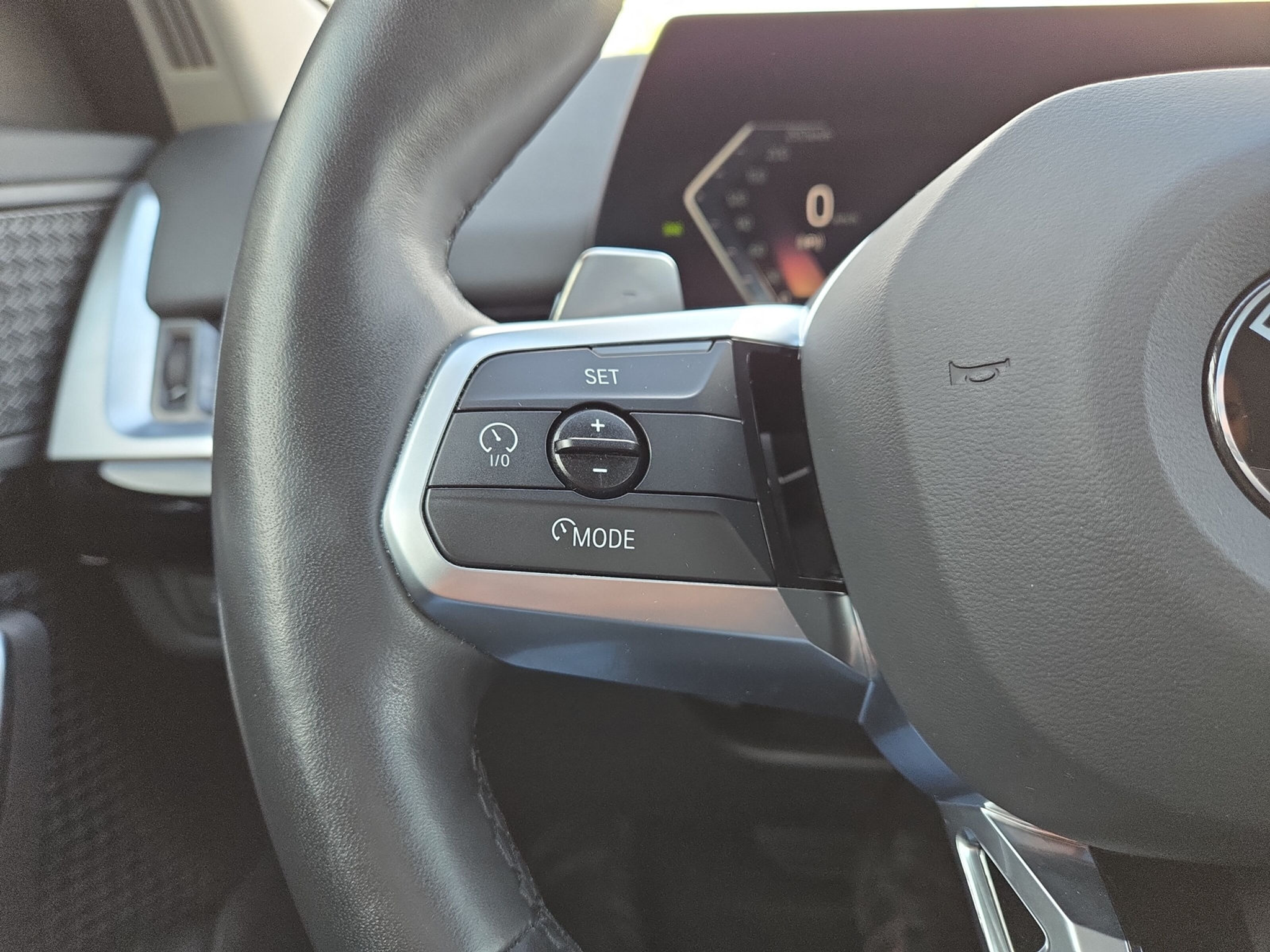 listing desktop thumbnail image 13