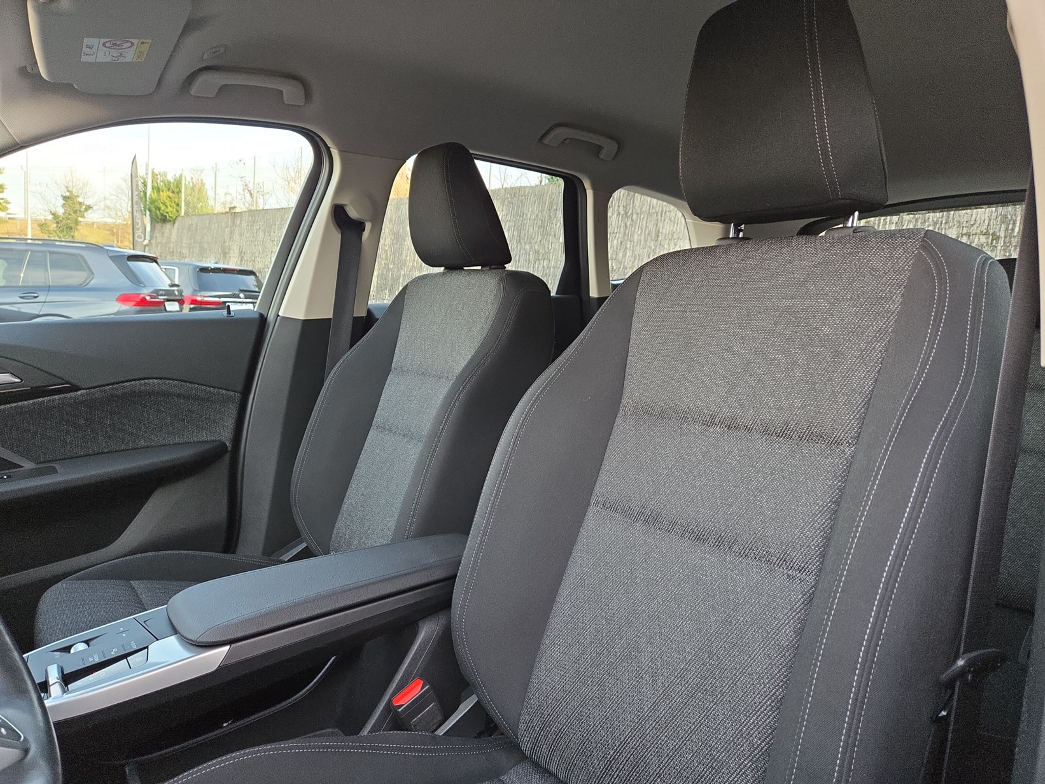 listing desktop thumbnail image 9