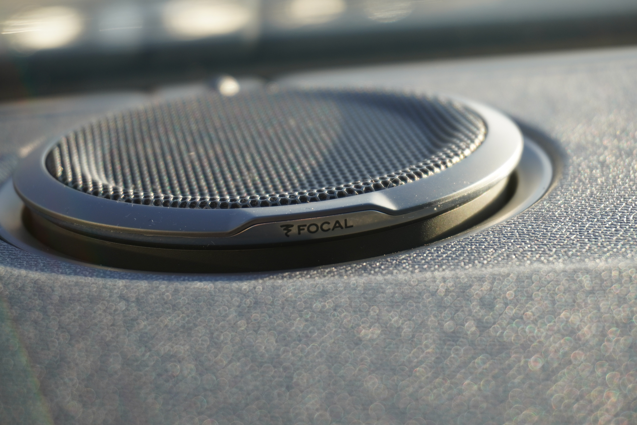 listing desktop thumbnail image 30