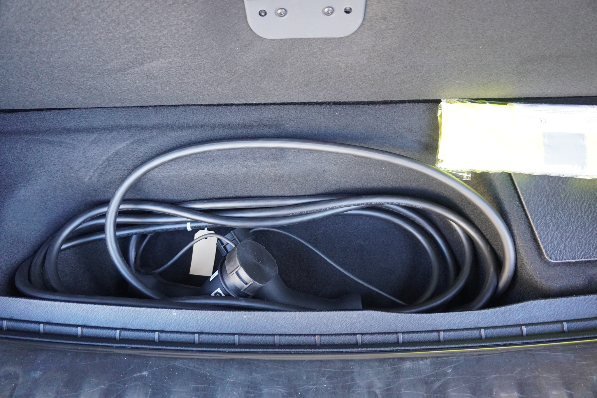 listing desktop thumbnail image 17