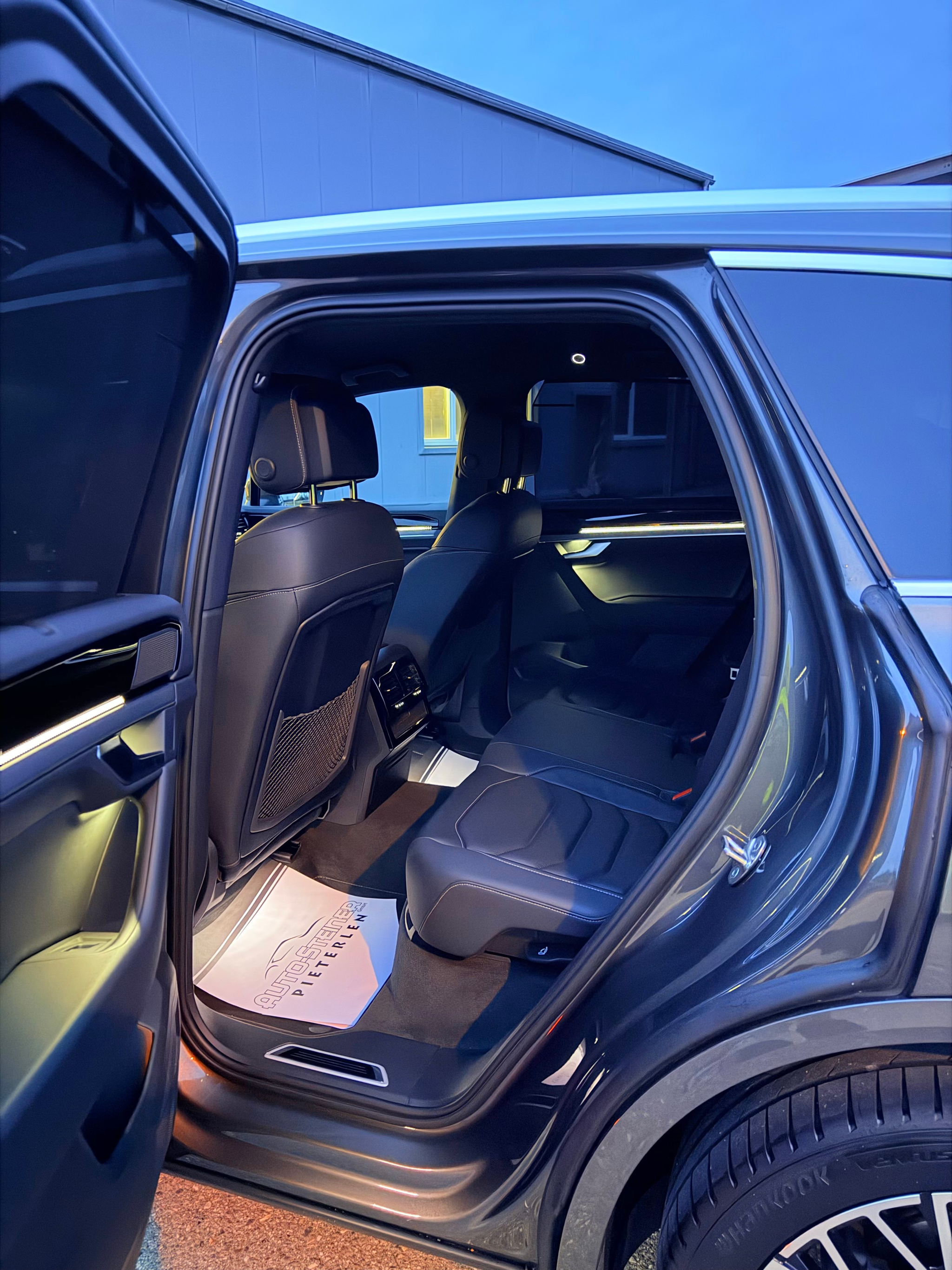 listing desktop thumbnail image 24