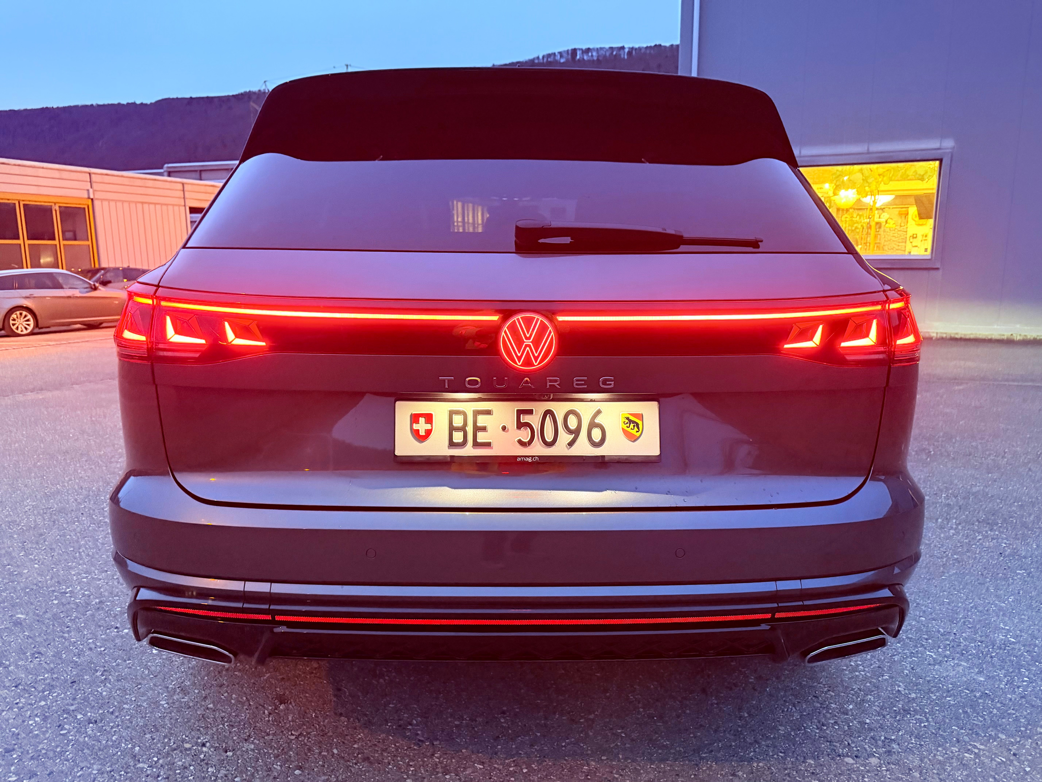 listing desktop thumbnail image 26