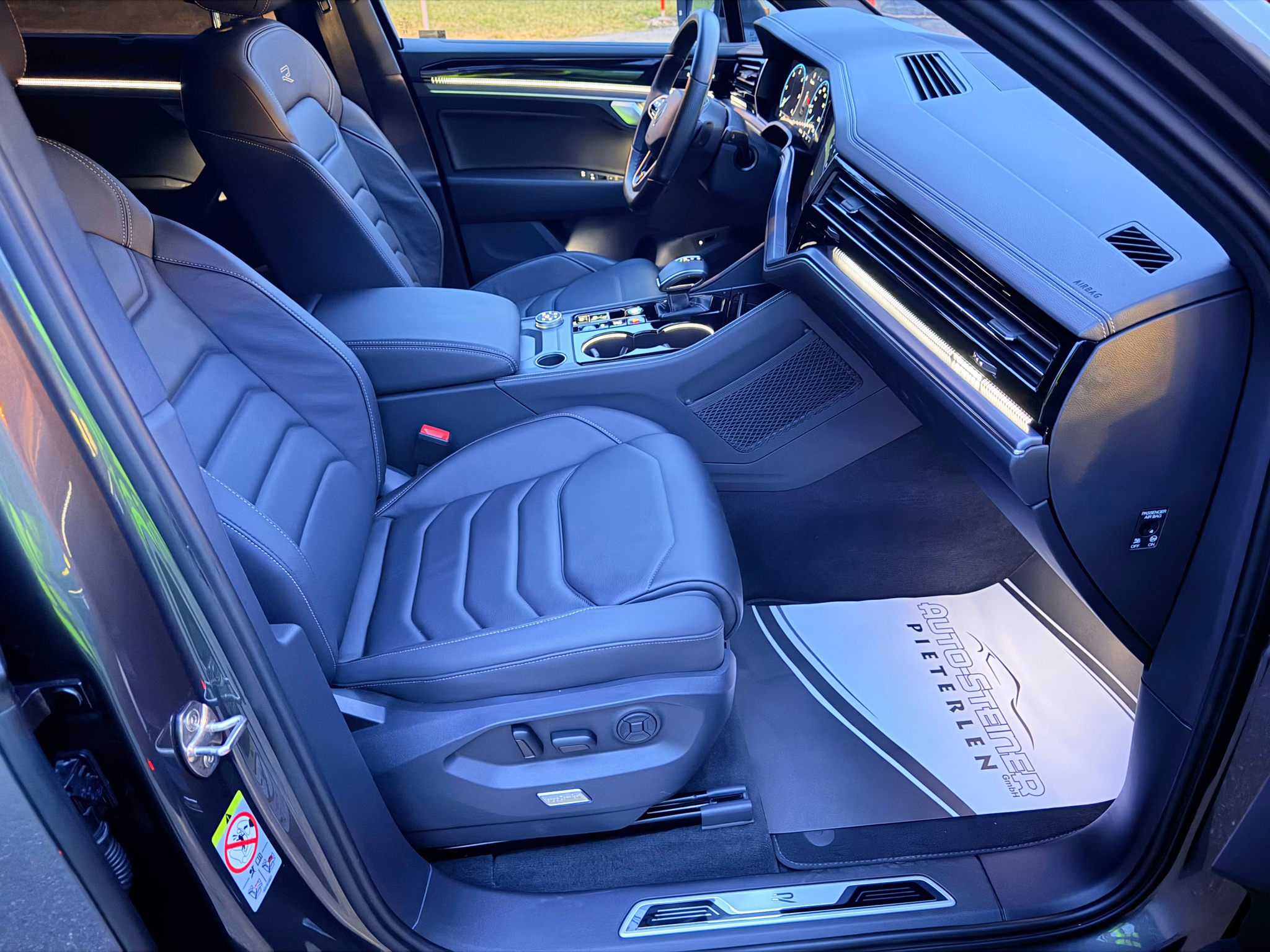 listing desktop thumbnail image 27