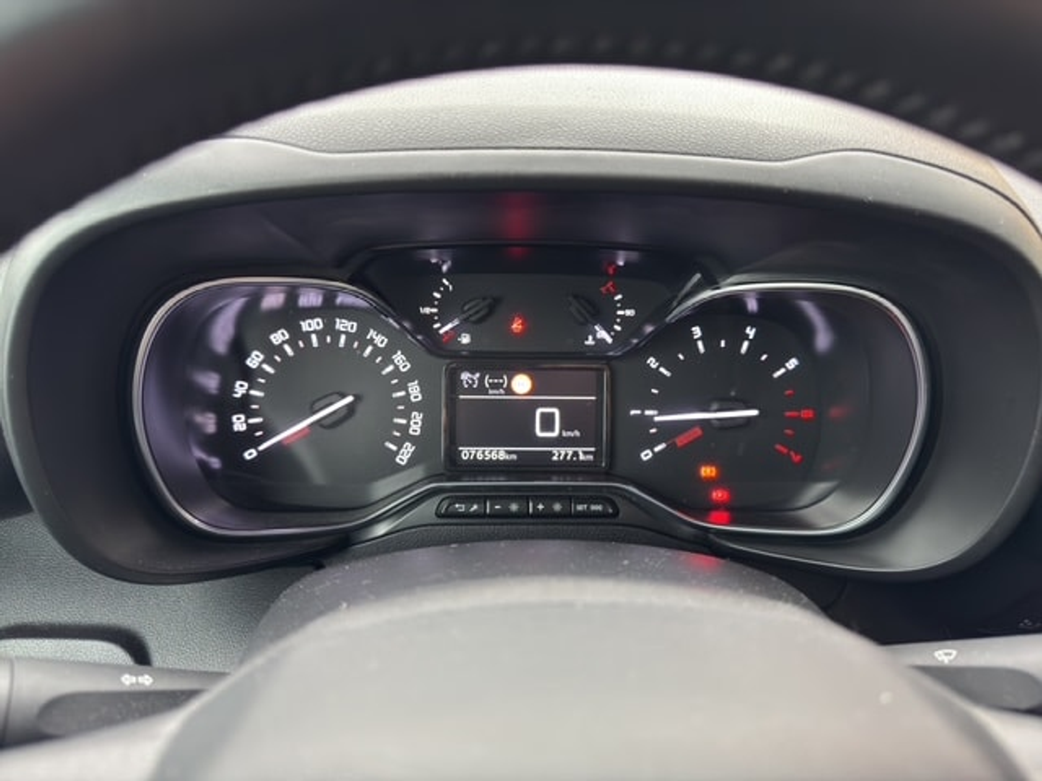 listing desktop thumbnail image 10