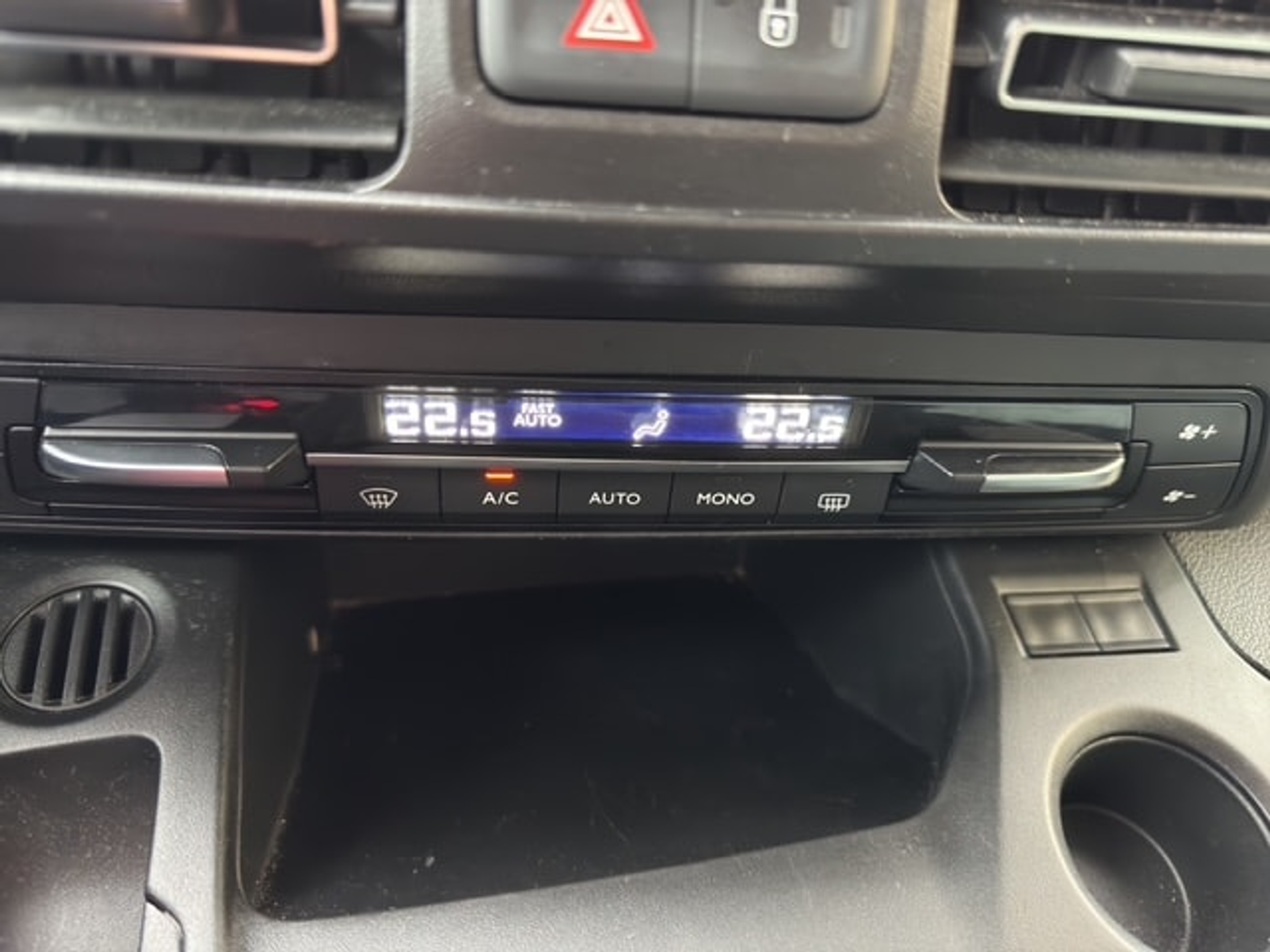 listing desktop thumbnail image 22