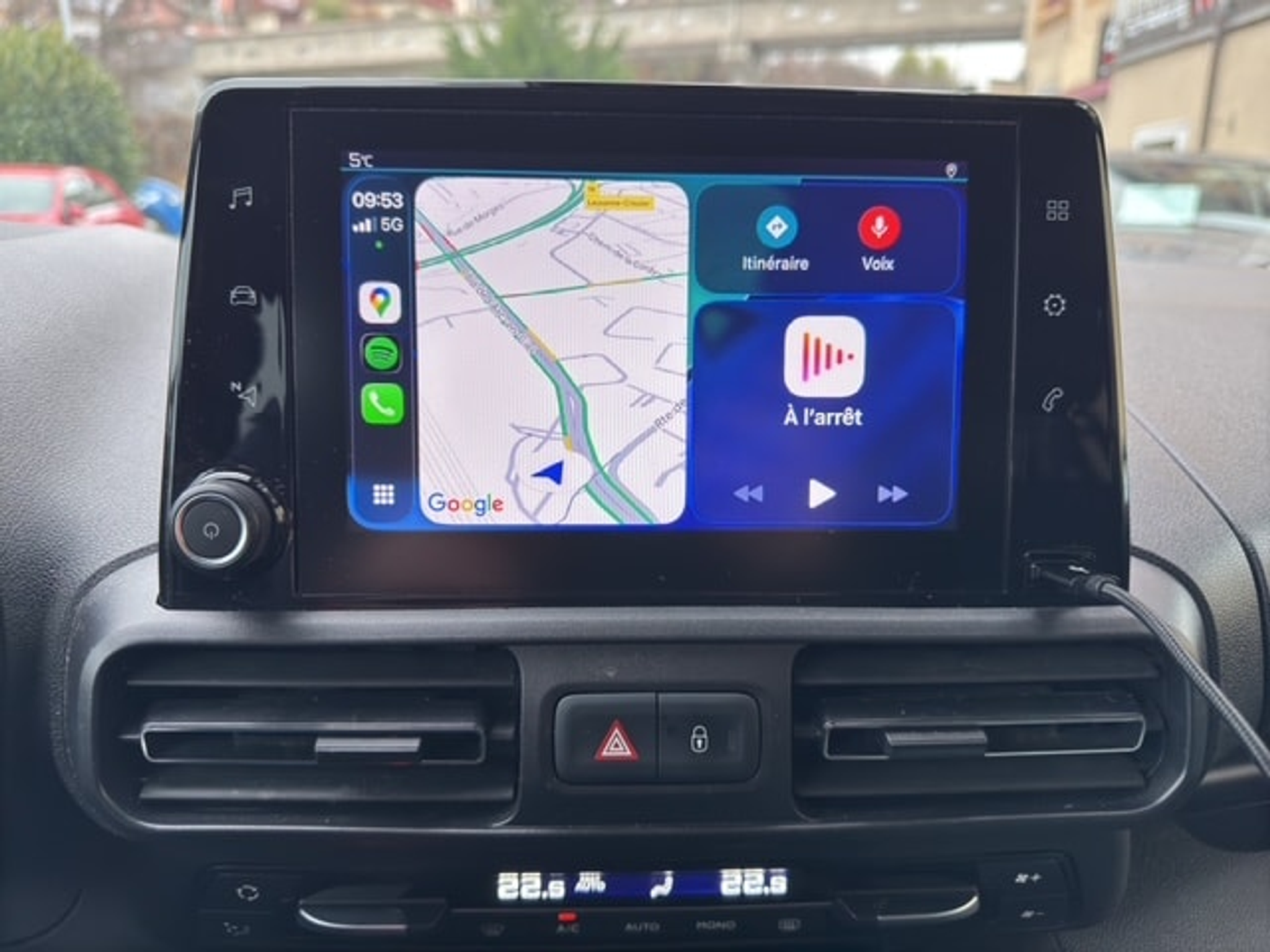 listing desktop thumbnail image 16