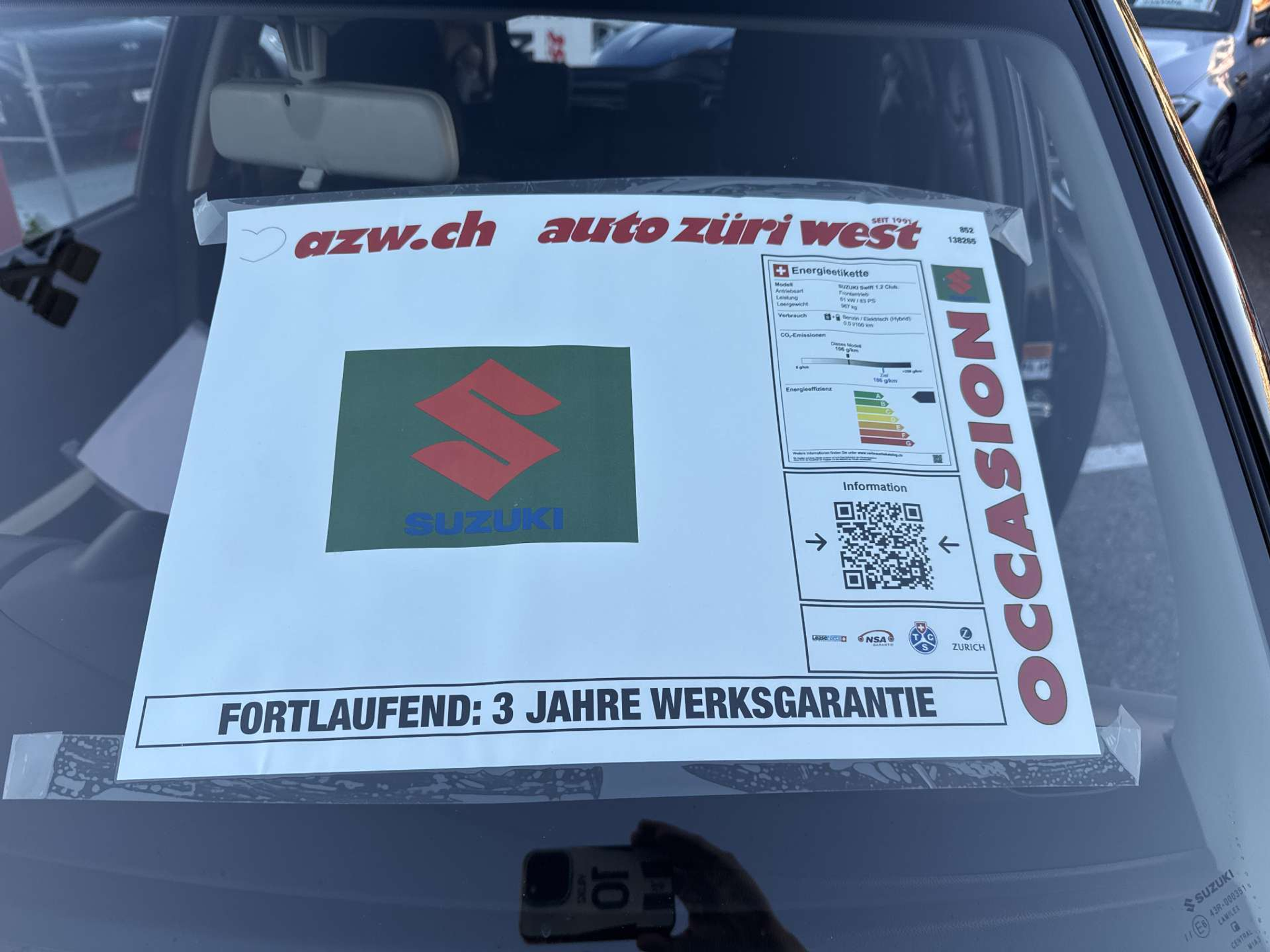 listing desktop thumbnail image 3