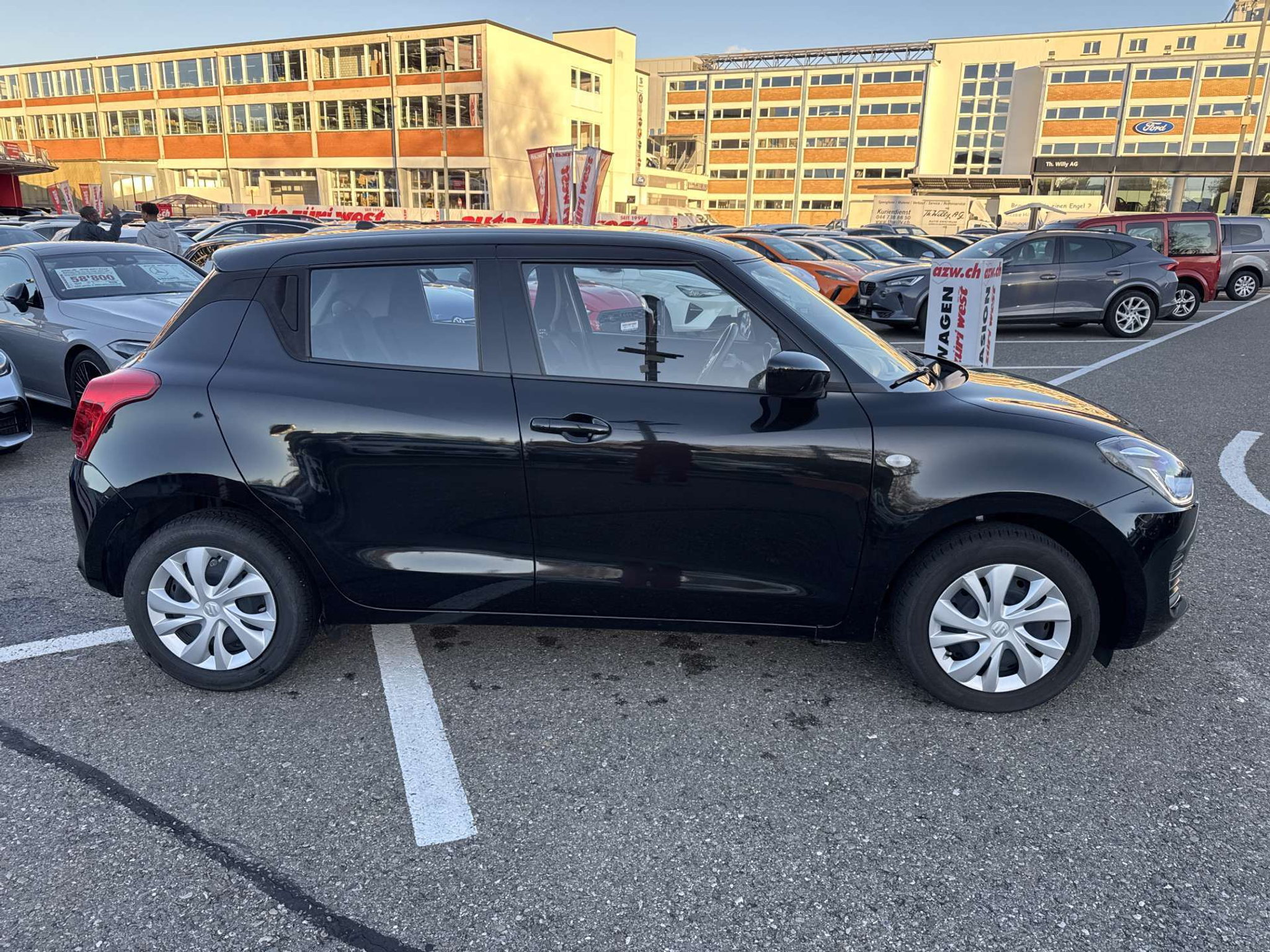 listing desktop thumbnail image 10