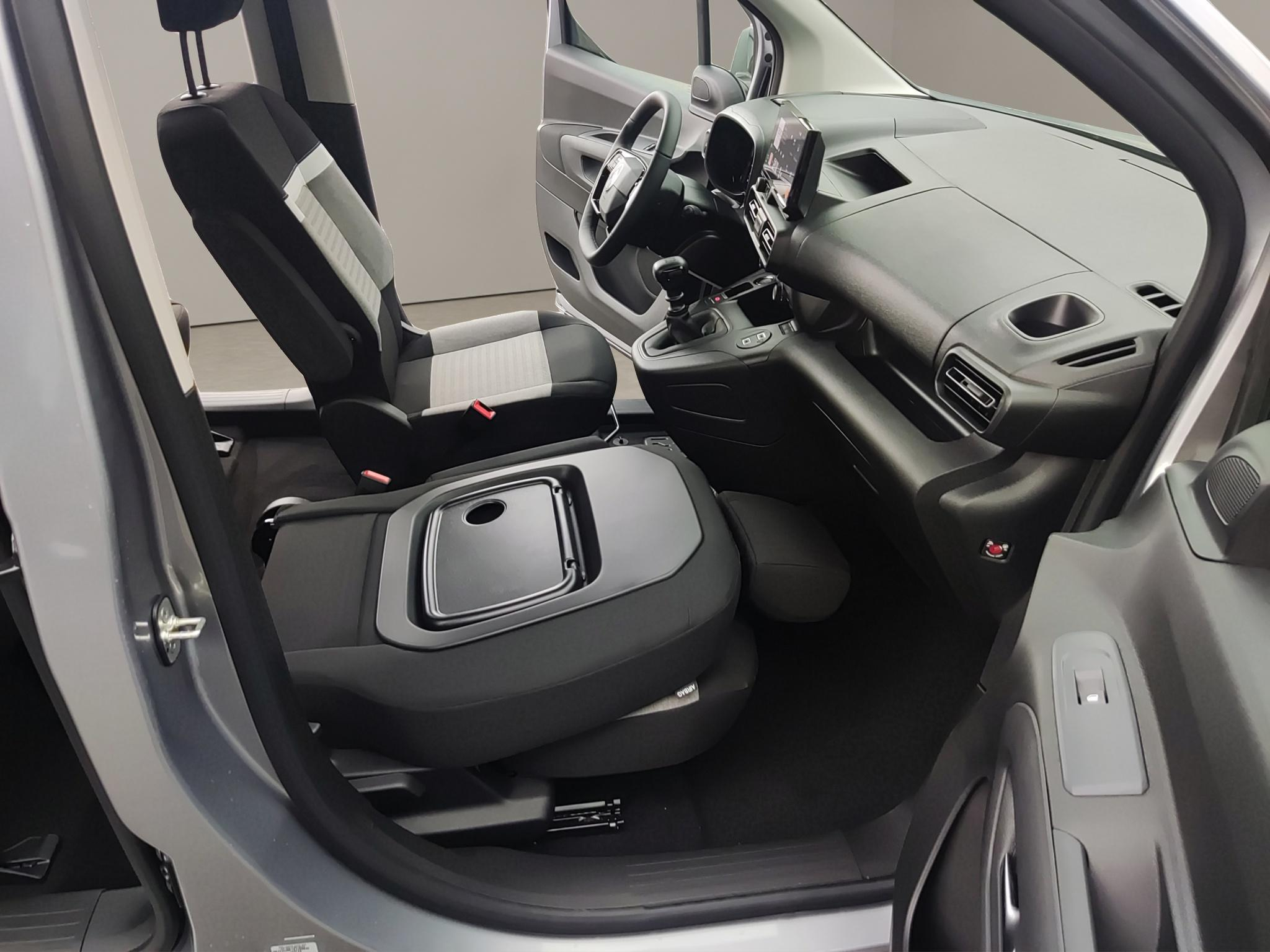 listing desktop thumbnail image 11