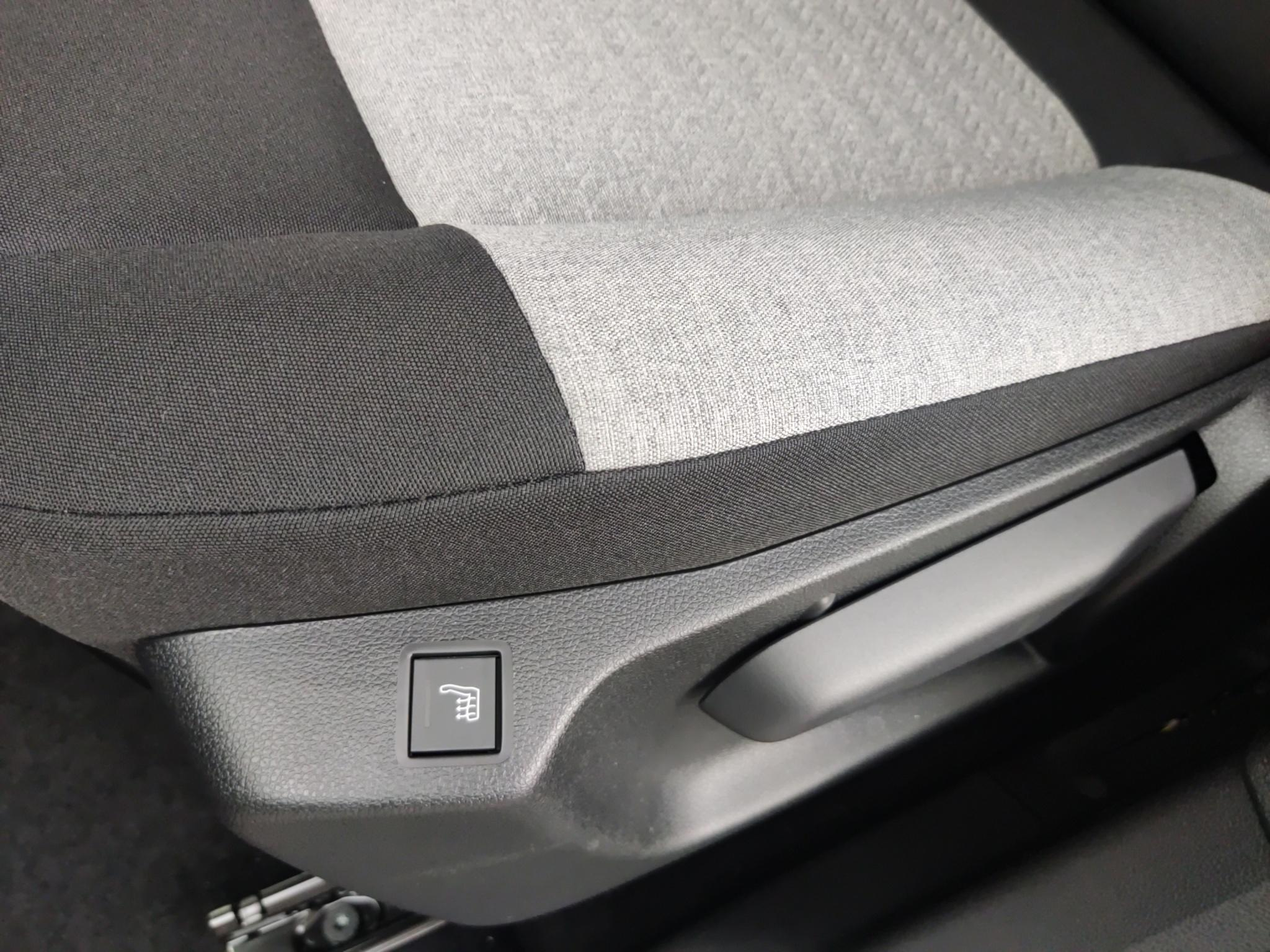 listing desktop thumbnail image 8