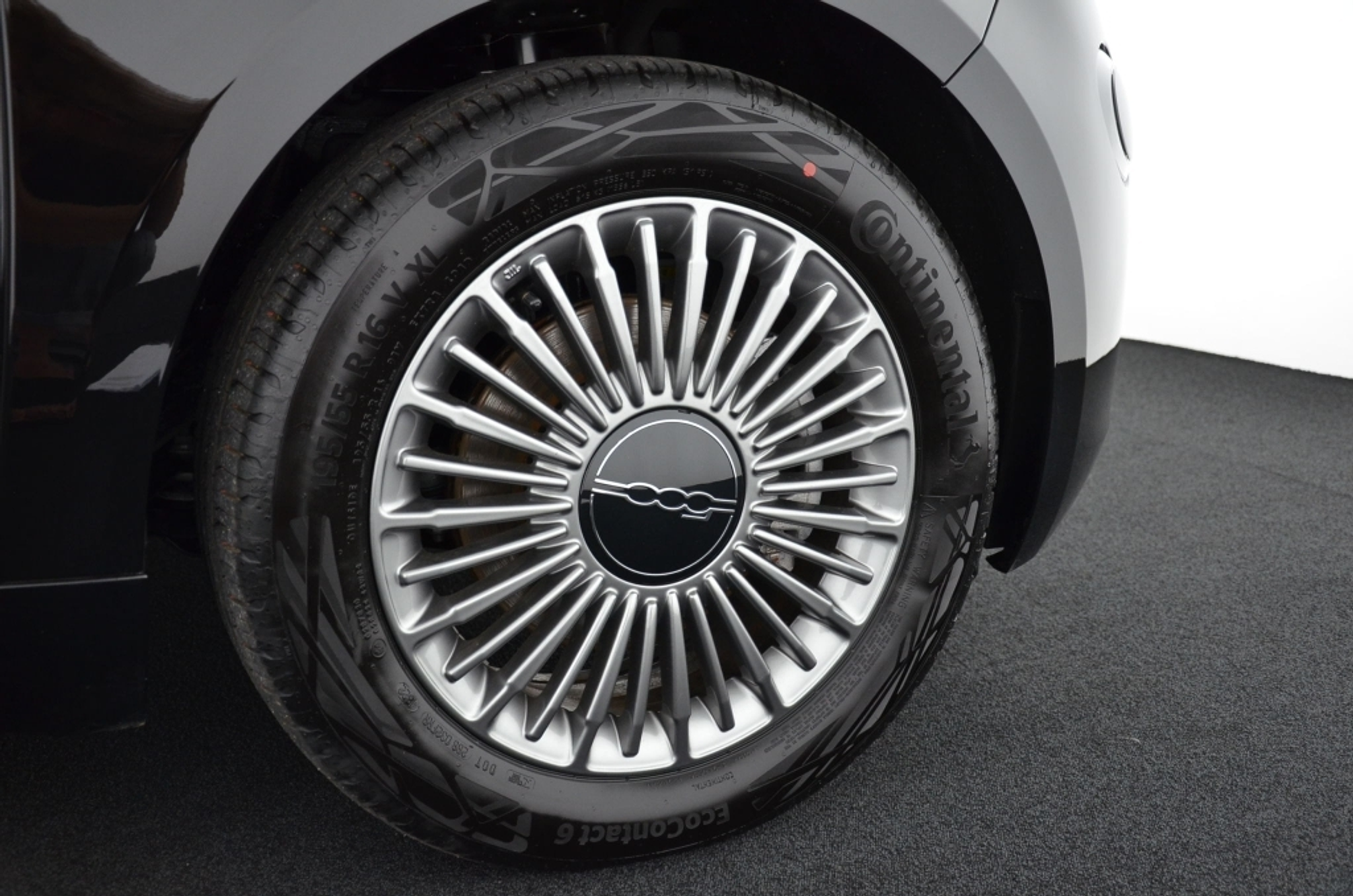 listing desktop thumbnail image 9