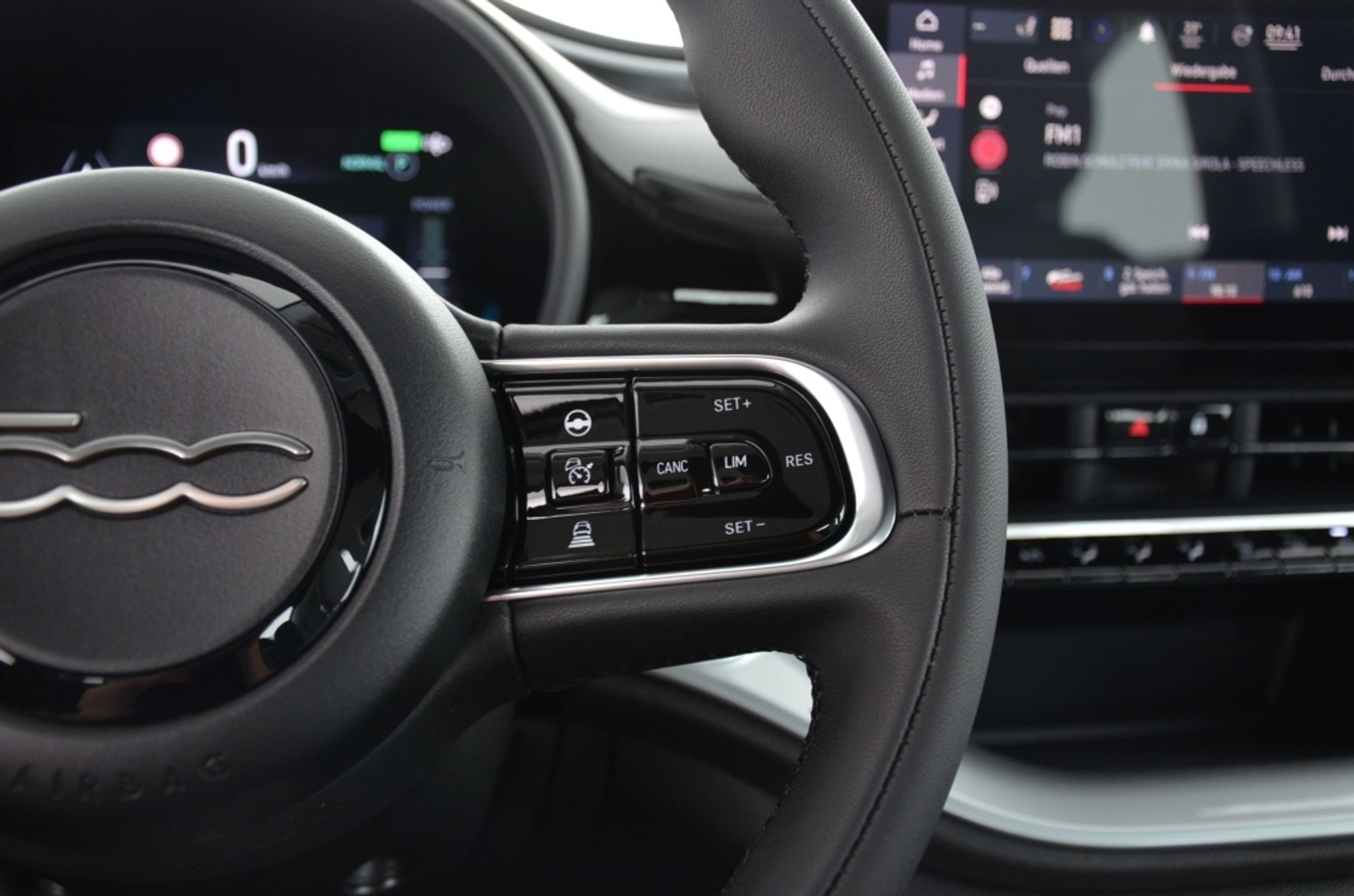 listing desktop thumbnail image 24