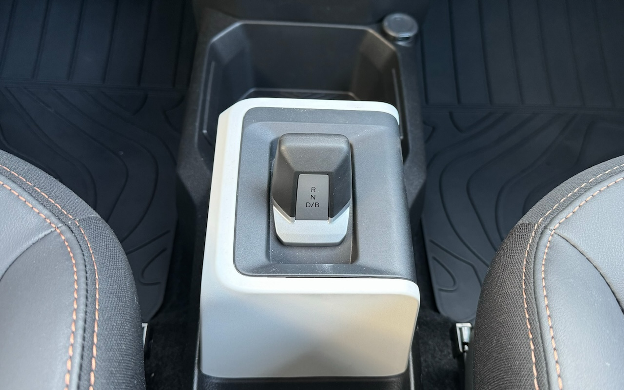 listing desktop thumbnail image 18