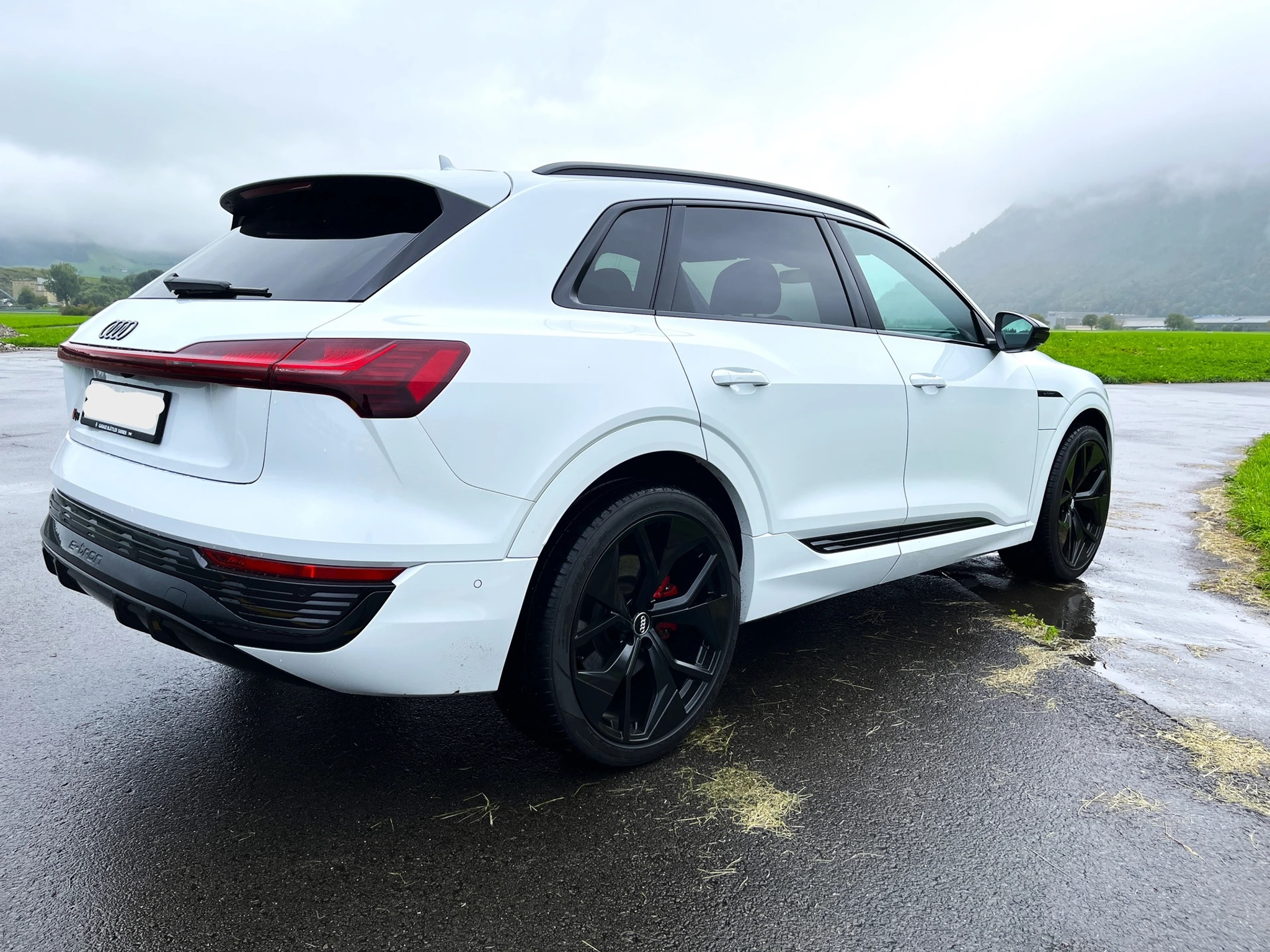 listing desktop thumbnail image 13