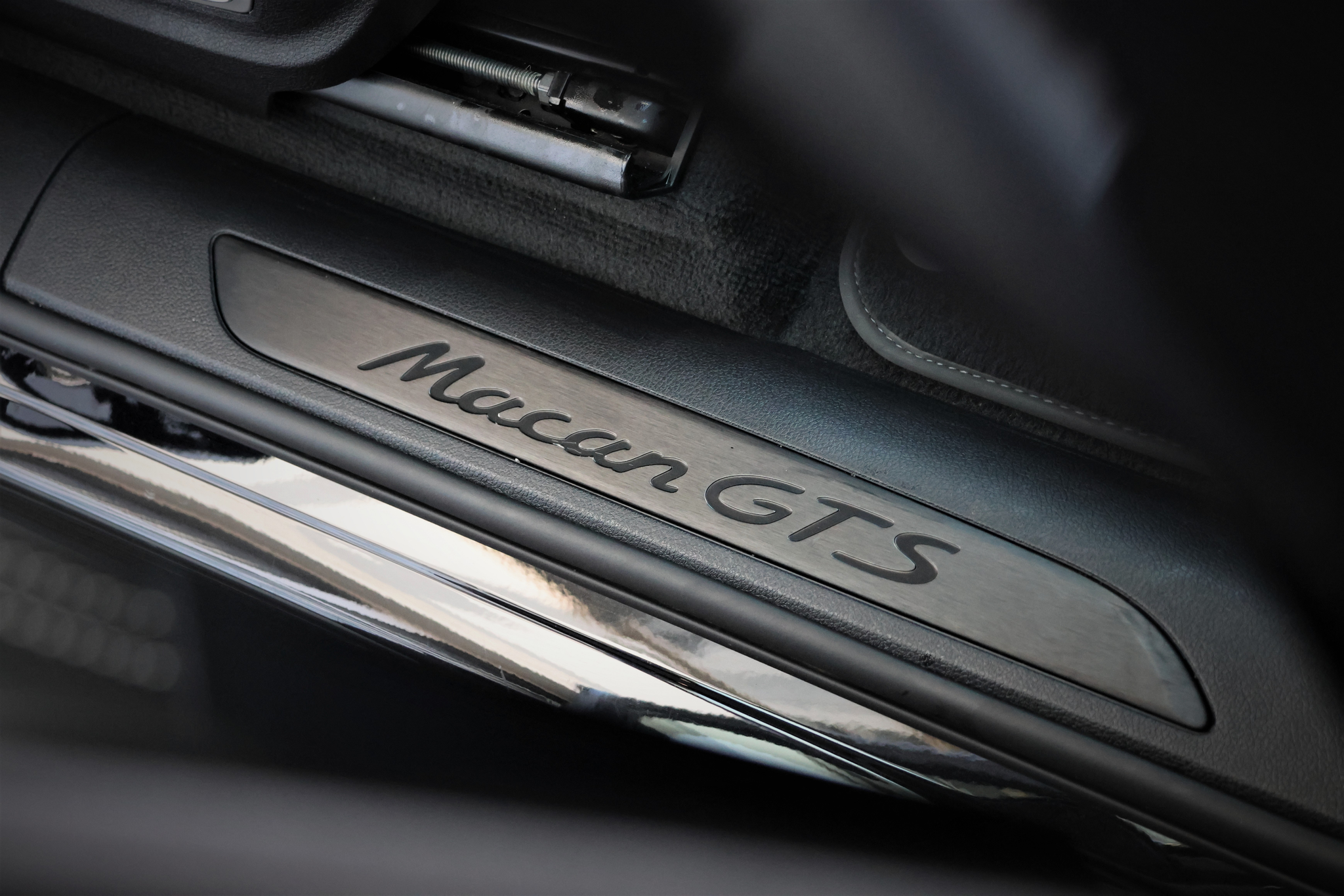 listing desktop thumbnail image 20