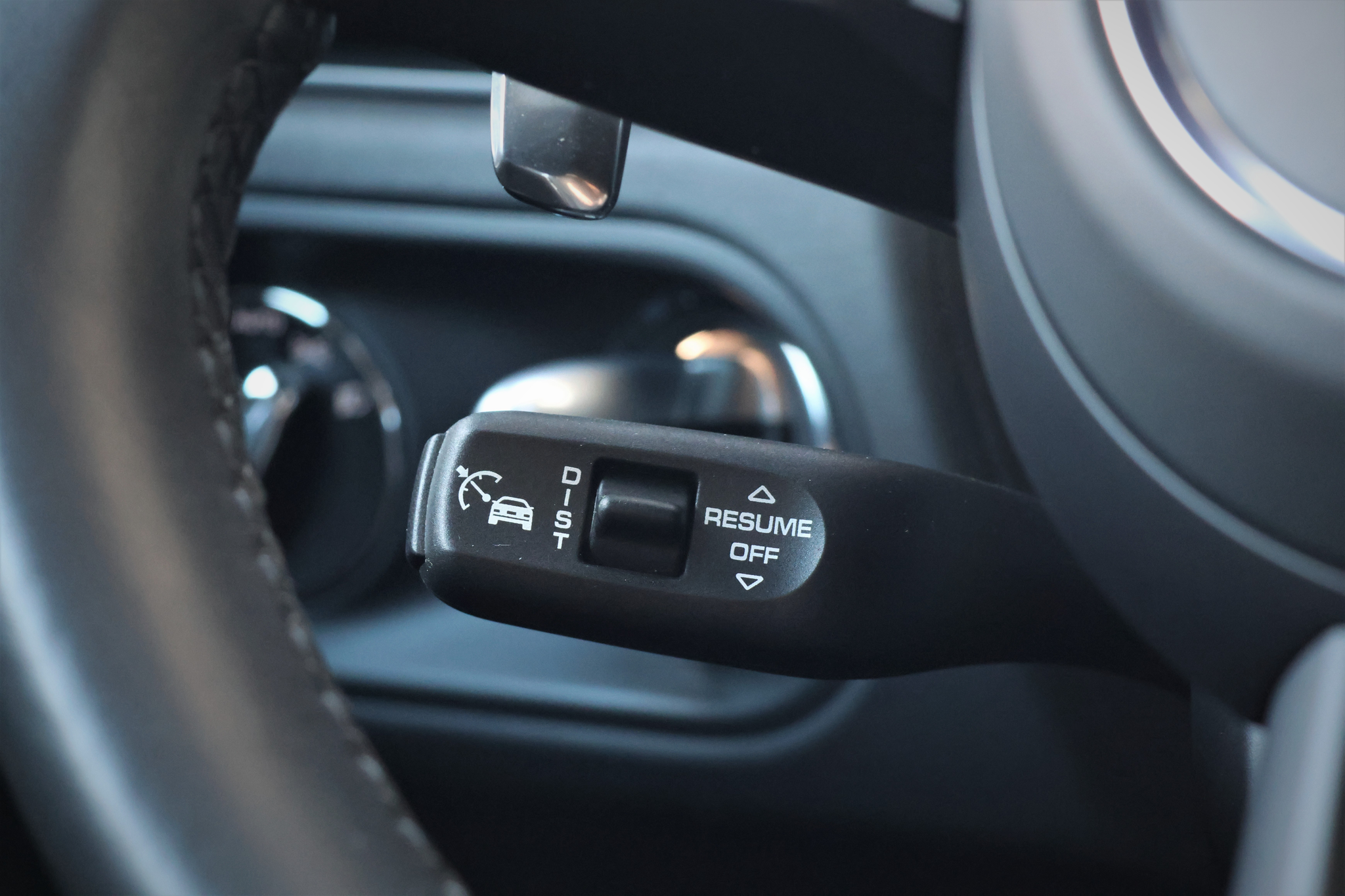 listing desktop thumbnail image 15