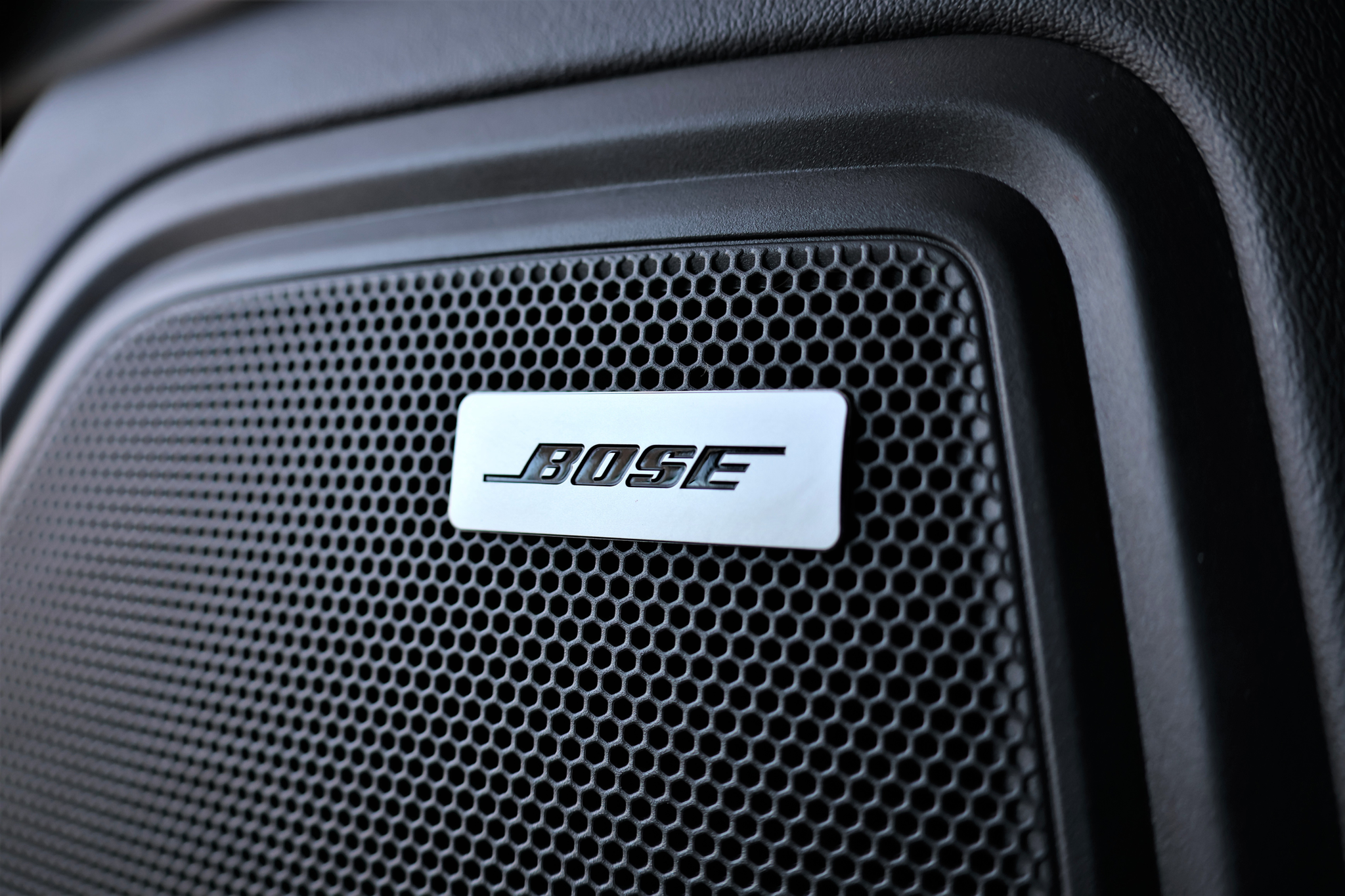 listing desktop thumbnail image 10