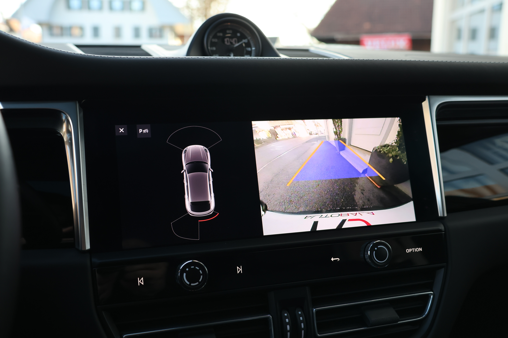 listing desktop thumbnail image 21