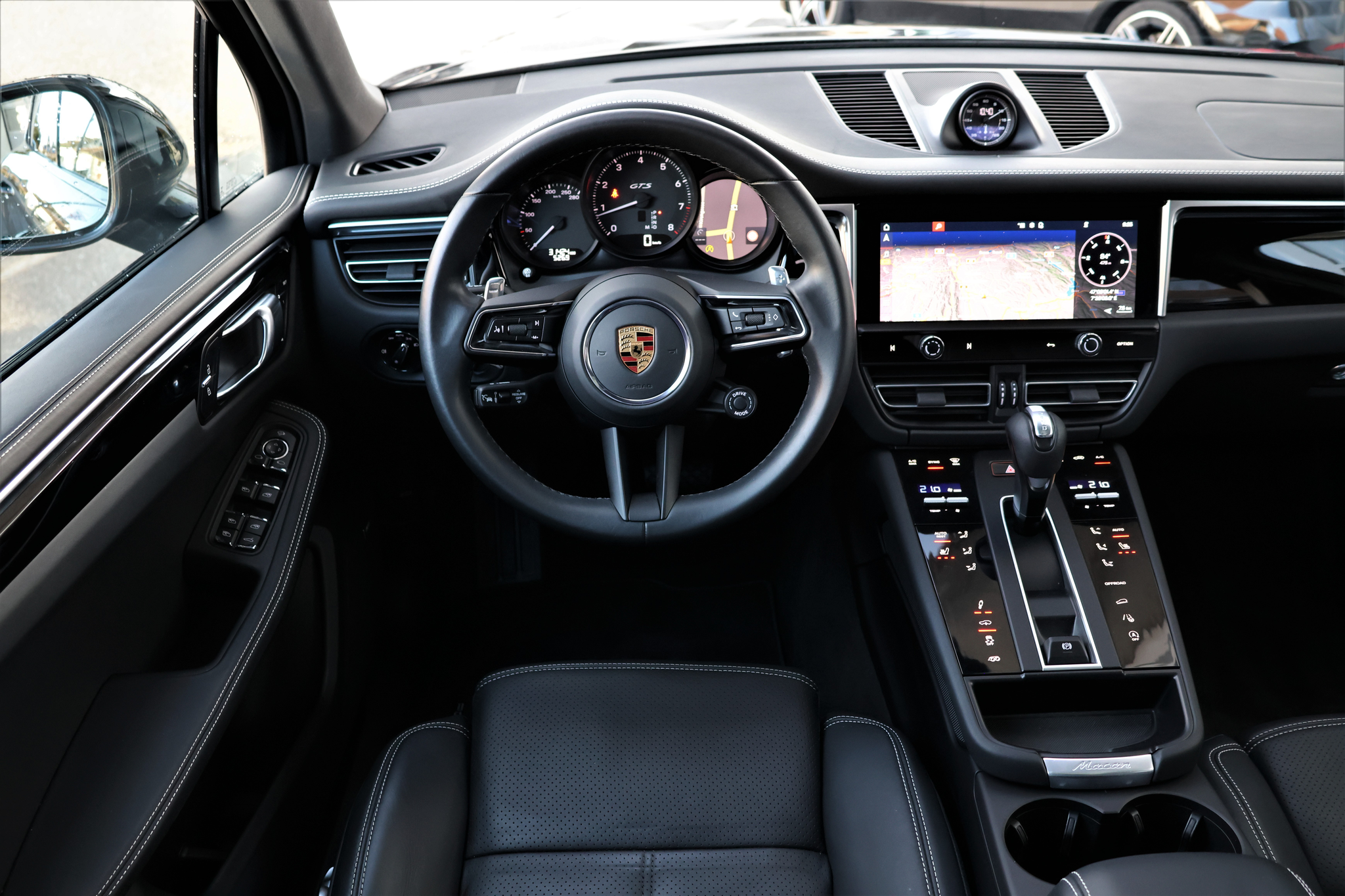 listing desktop thumbnail image 12