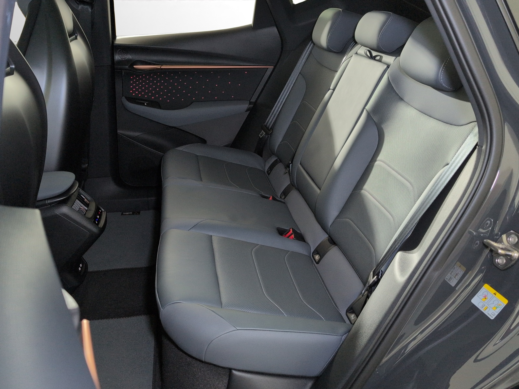 listing desktop thumbnail image 7