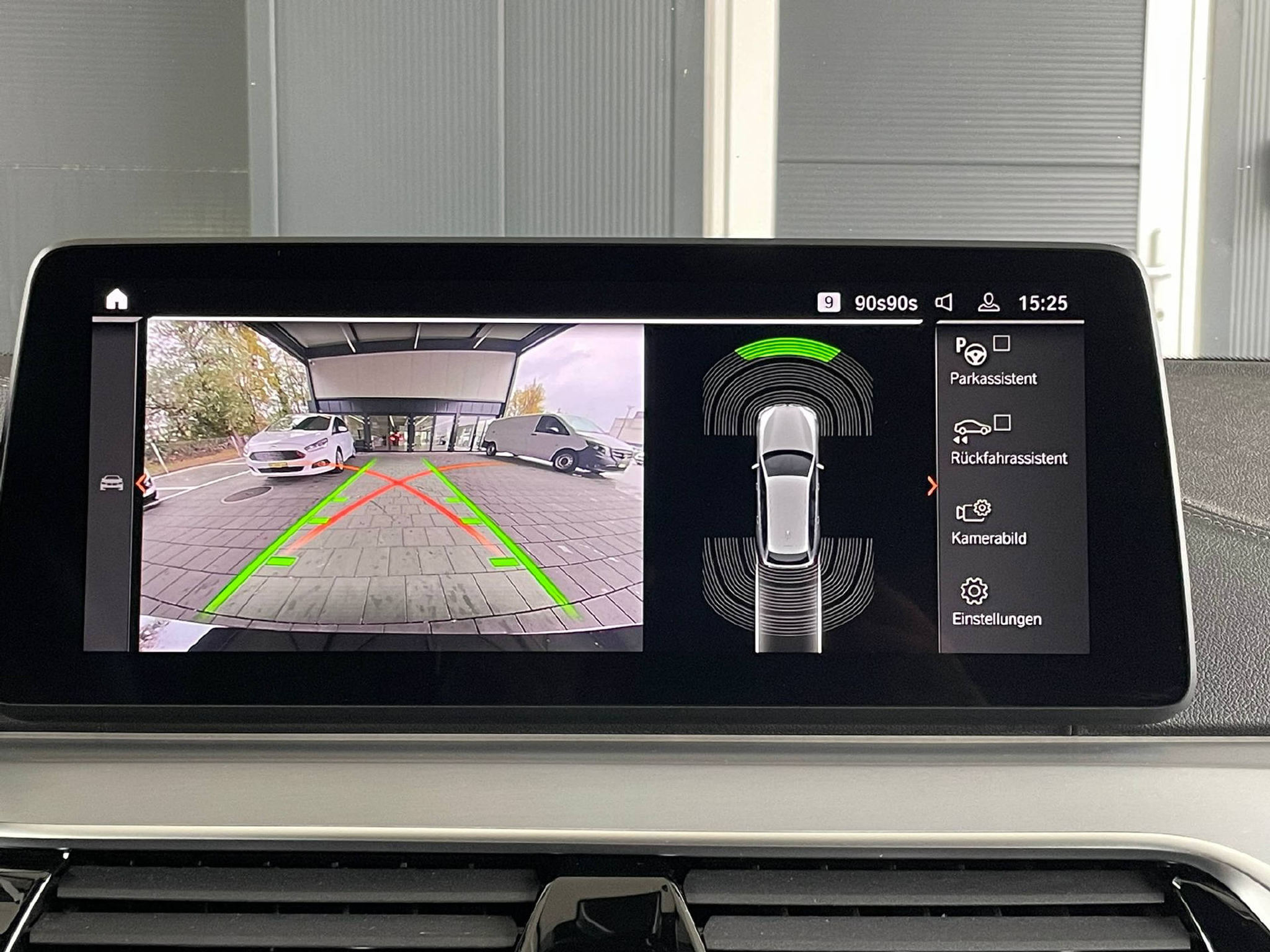 listing desktop thumbnail image 14