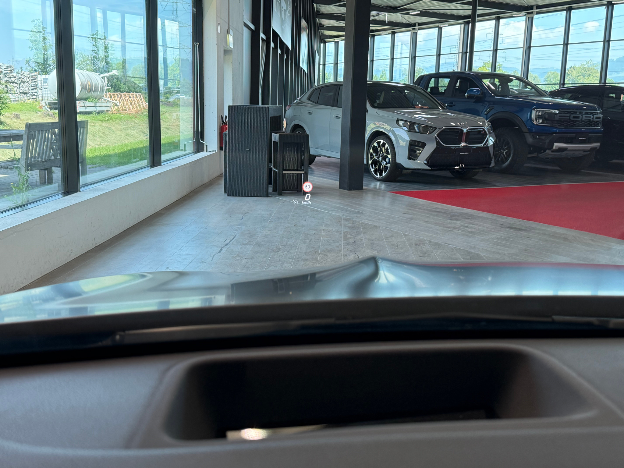 listing desktop thumbnail image 17