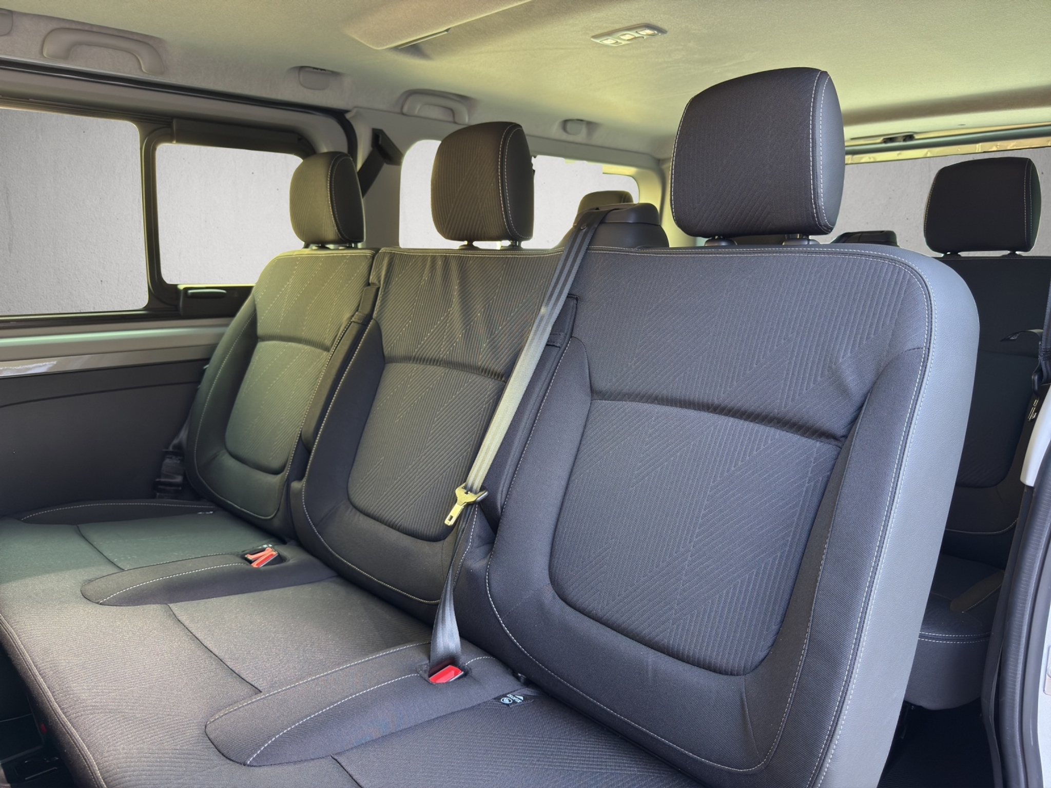 listing desktop thumbnail image 5