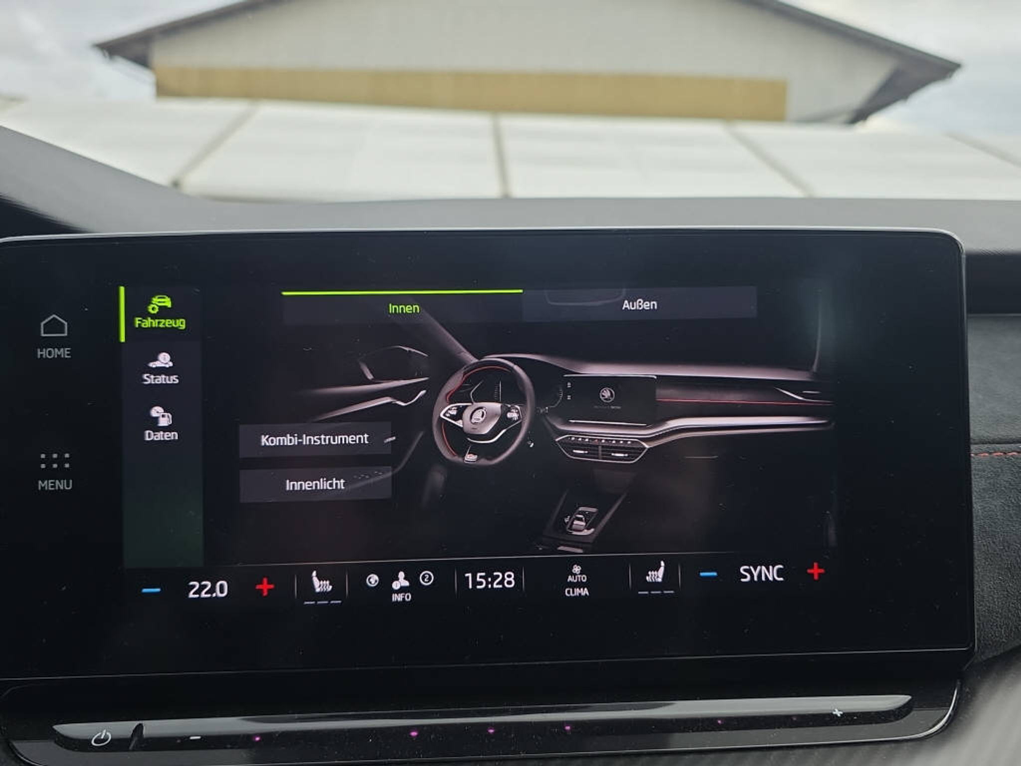 listing desktop thumbnail image 25