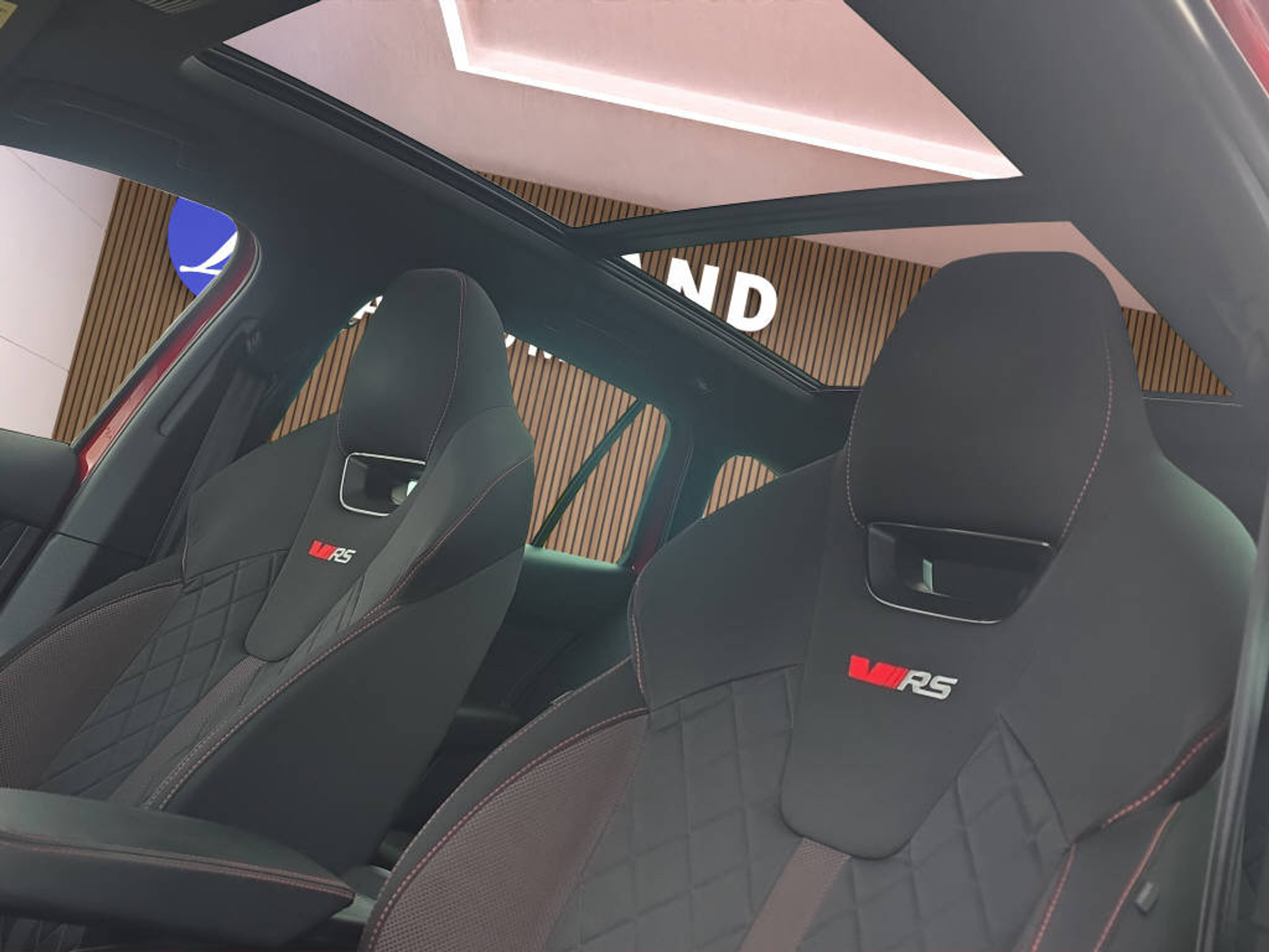 listing desktop thumbnail image 12