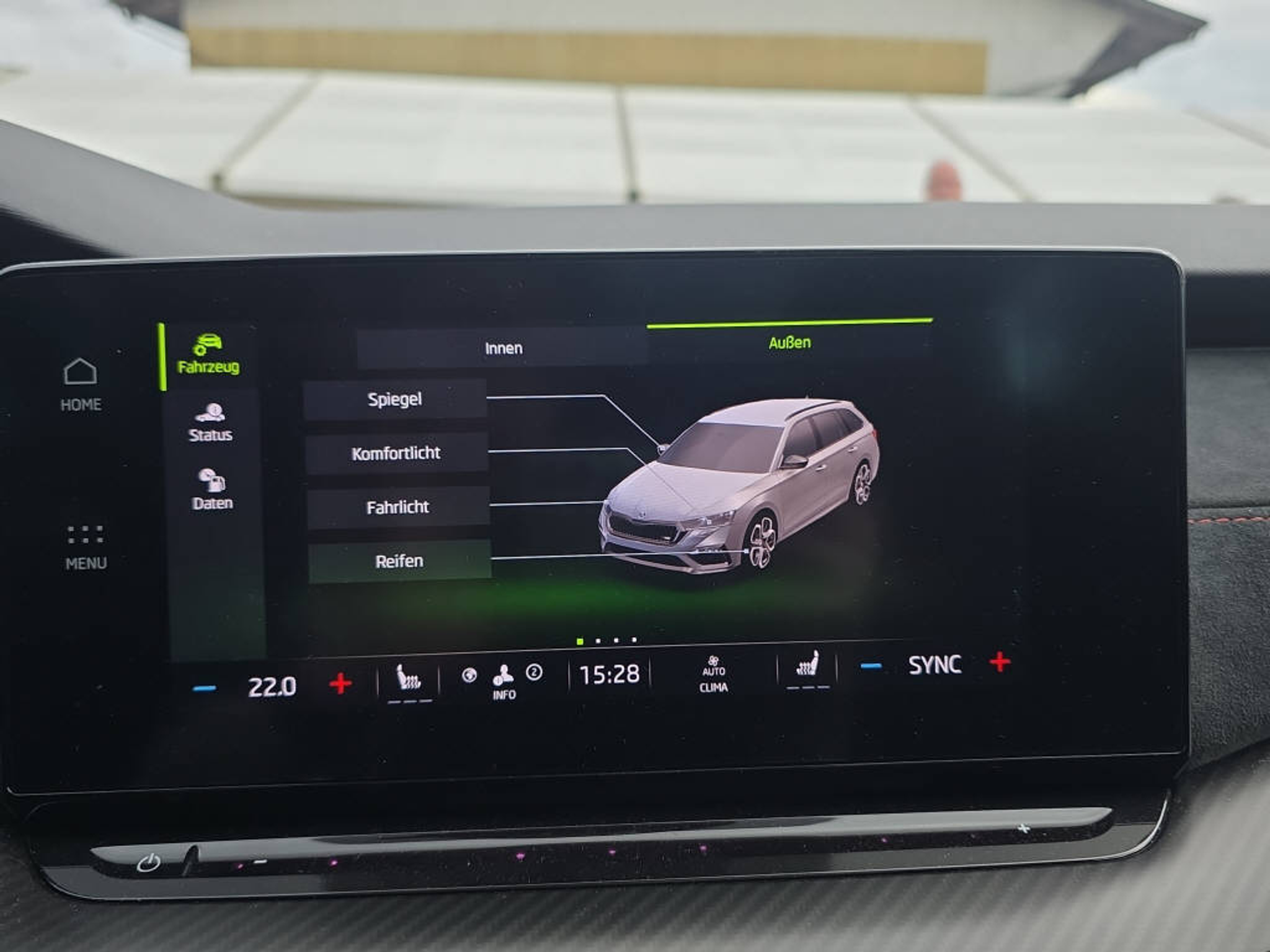 listing desktop thumbnail image 24